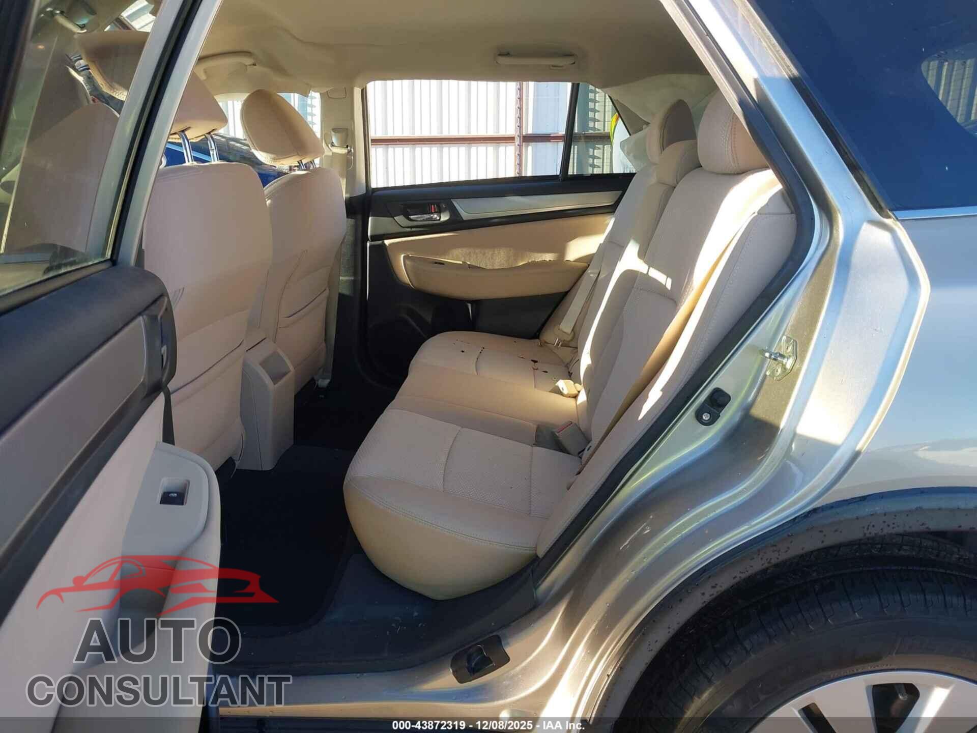 SUBARU OUTBACK 2016 - 4S4BSBFC2G3233852