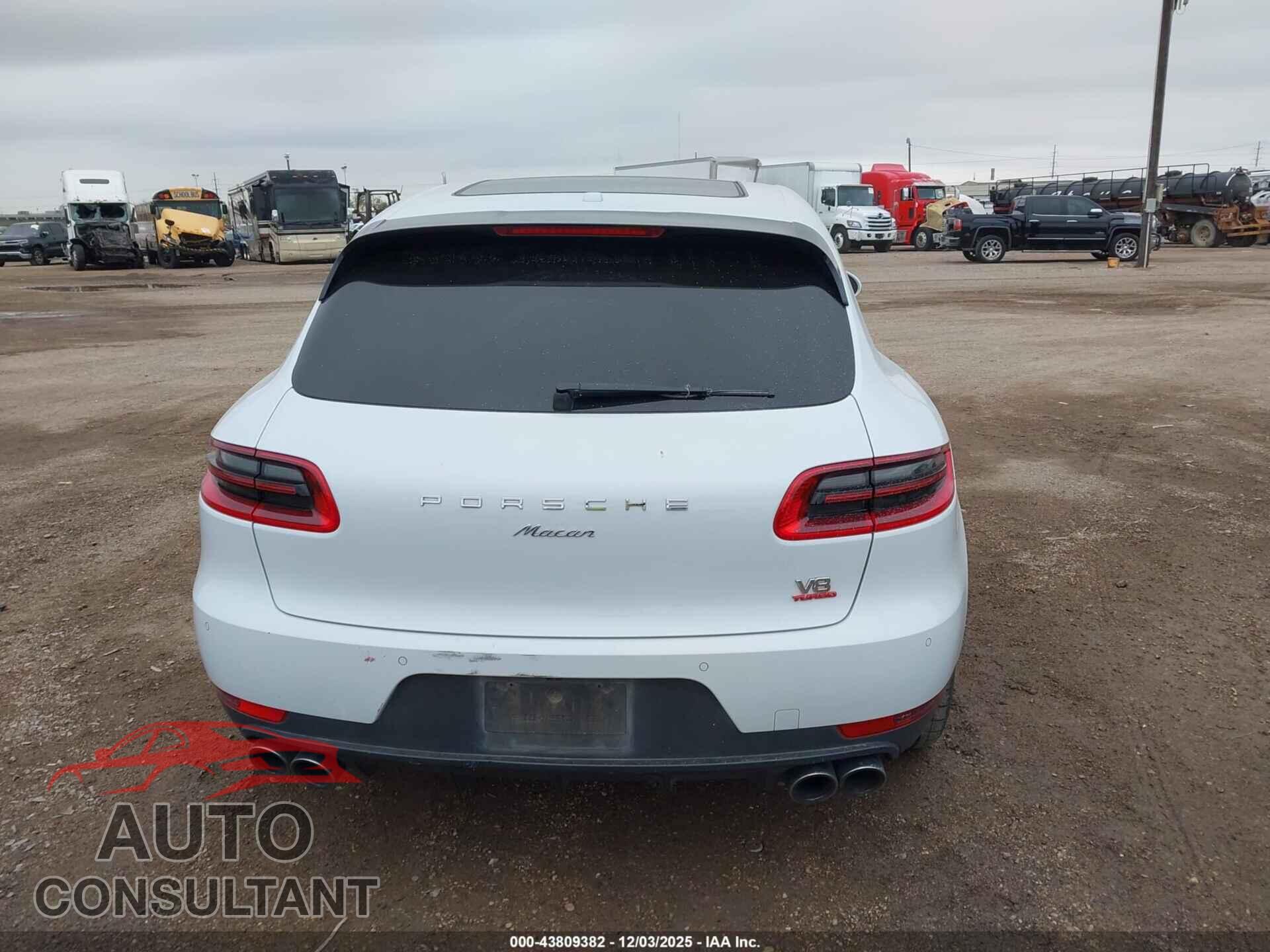 PORSCHE MACAN 2018 - WP1AA2A57JLB18004