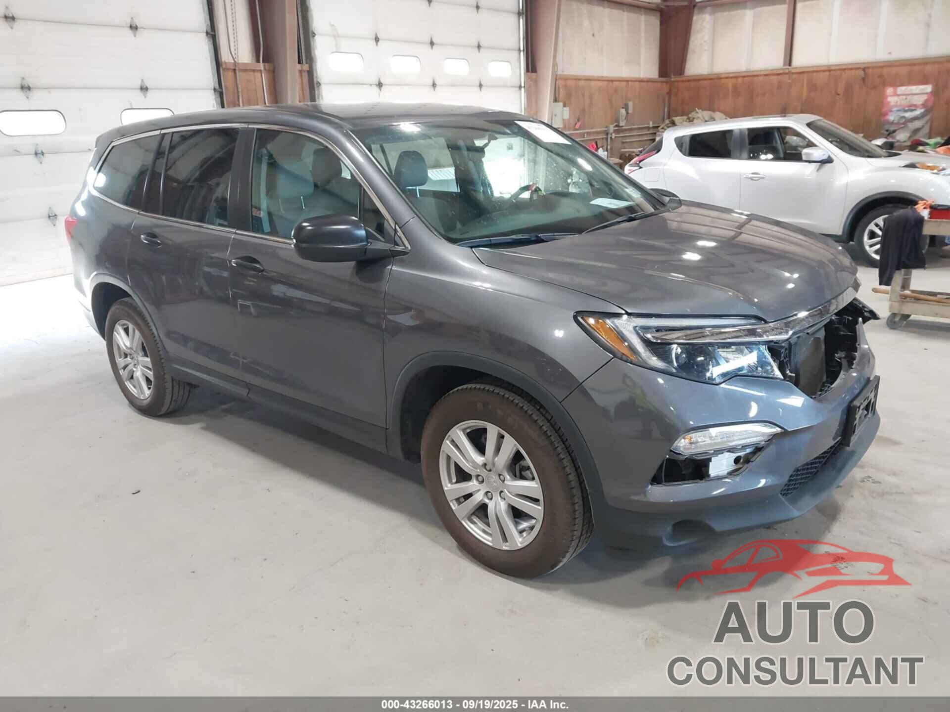 HONDA PILOT 2018 - 5FNYF6H1XJB015593
