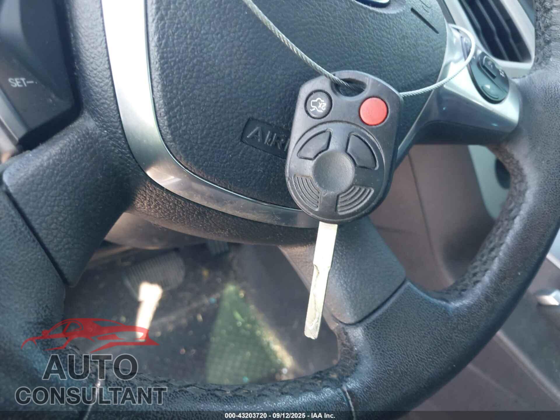 FORD FOCUS 2014 - 1FADP3F20EL357570