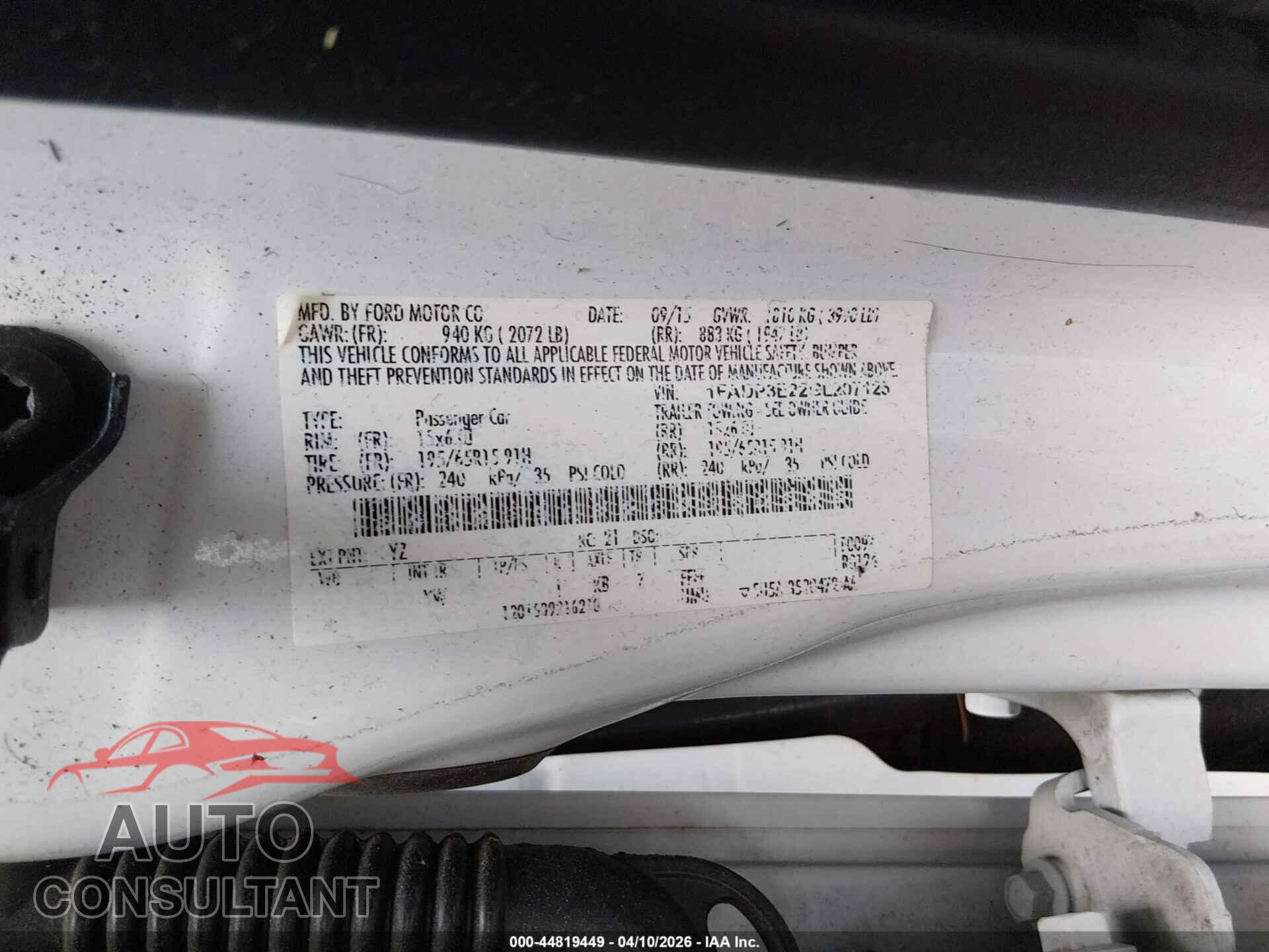 FORD FOCUS 2016 - 1FADP3E22GL207125