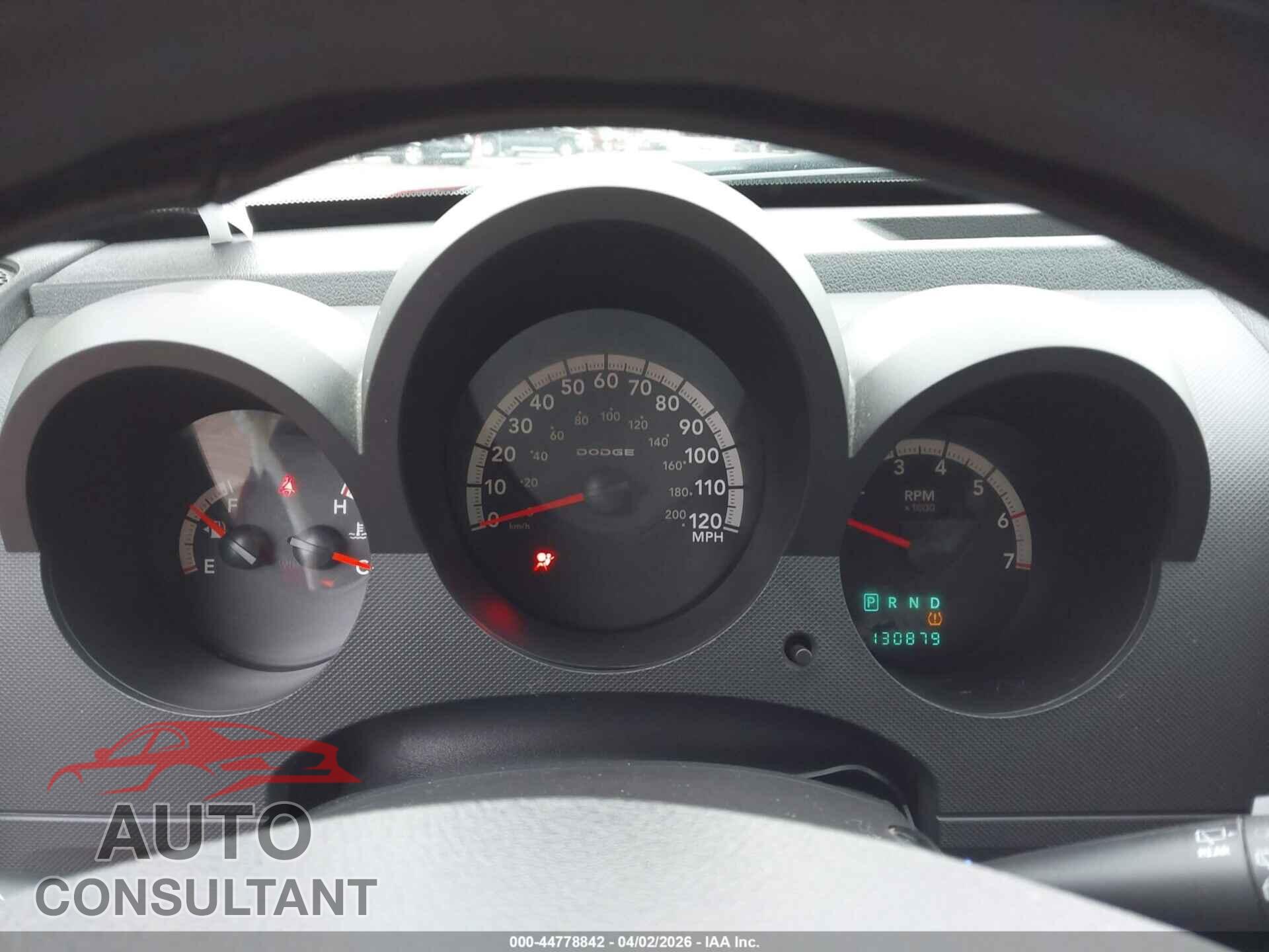 DODGE NITRO 2011 - 1D4PU4GX0BW529352