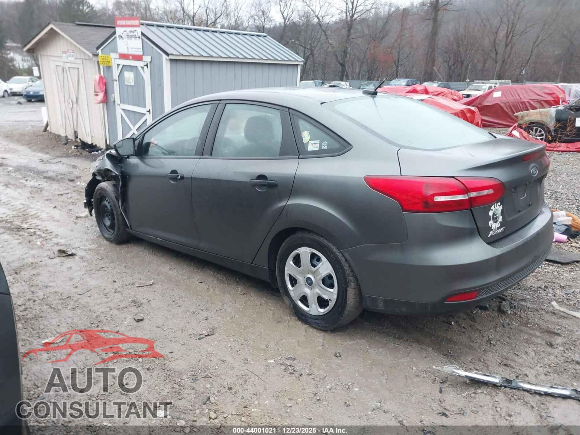 FORD FOCUS 2017 - 1FADP3E21HL298731