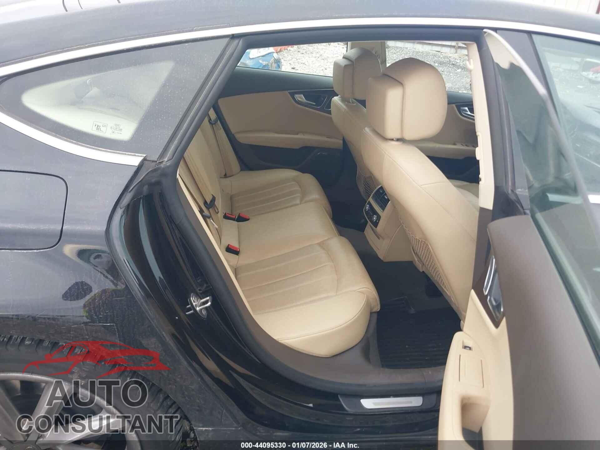 AUDI A7 2013 - WAU2GAFC3DN083134