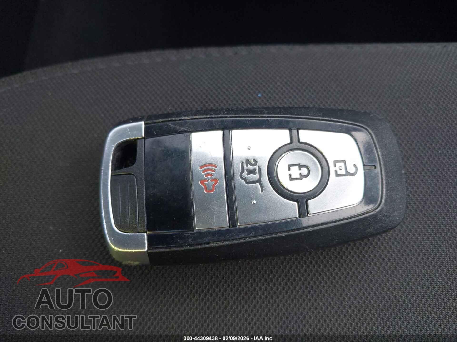 FORD EXPLORER 2023 - 1FMSK8DH4PGB68139