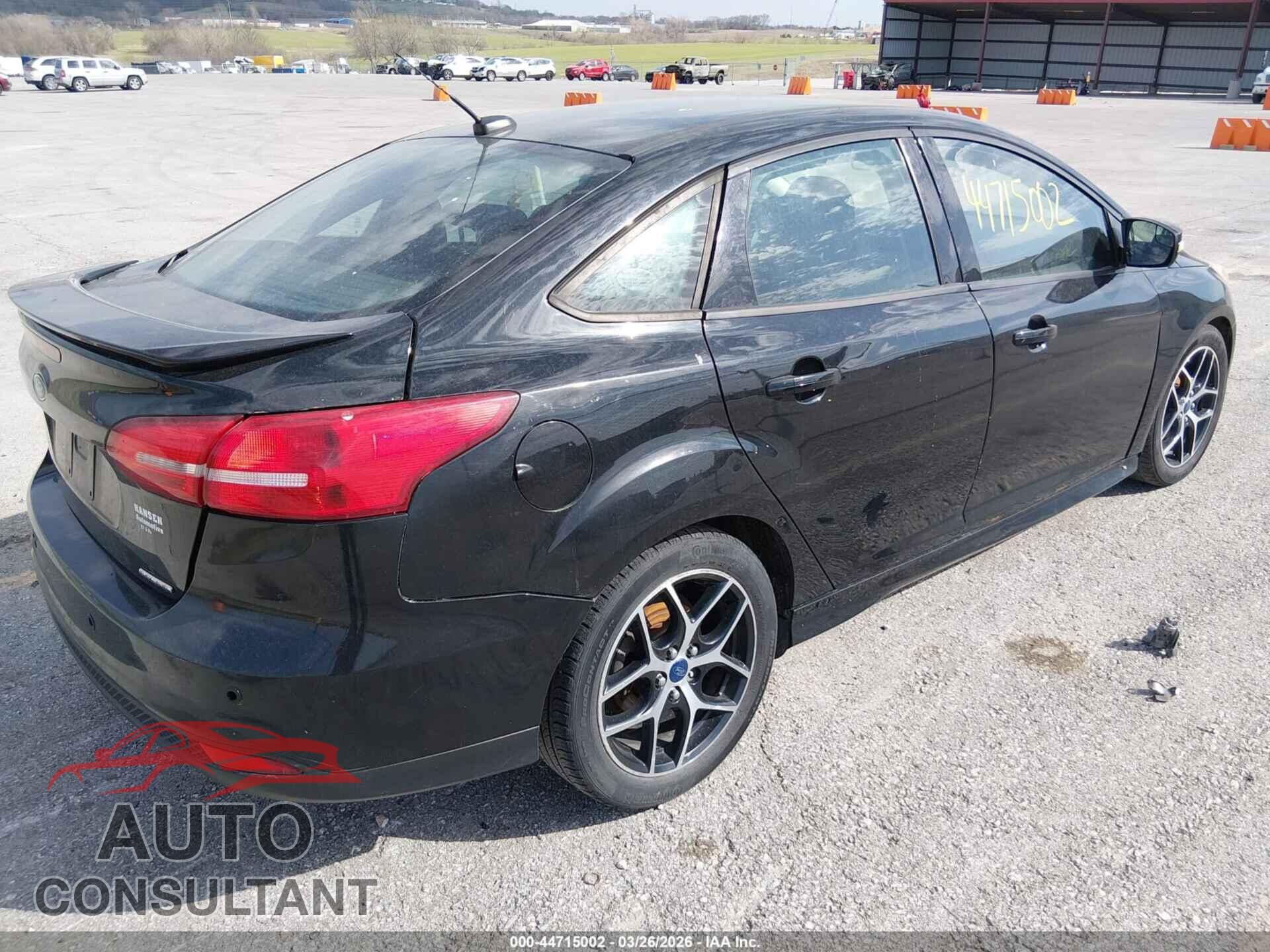 FORD FOCUS 2016 - 1FADP3F24GL202894