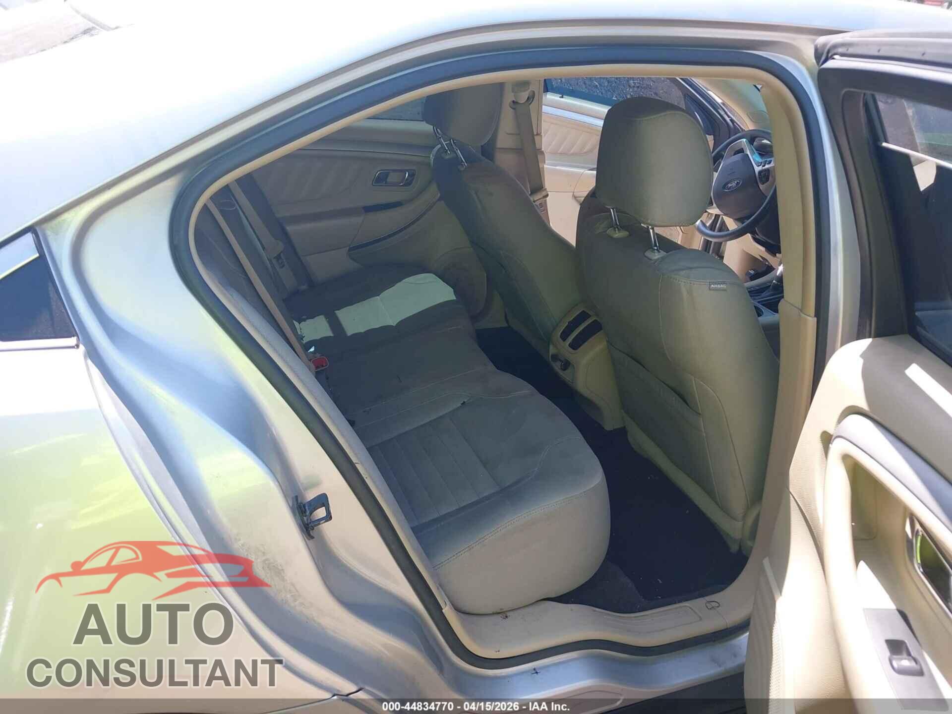 FORD TAURUS 2017 - 1FAHP2D83HG137033