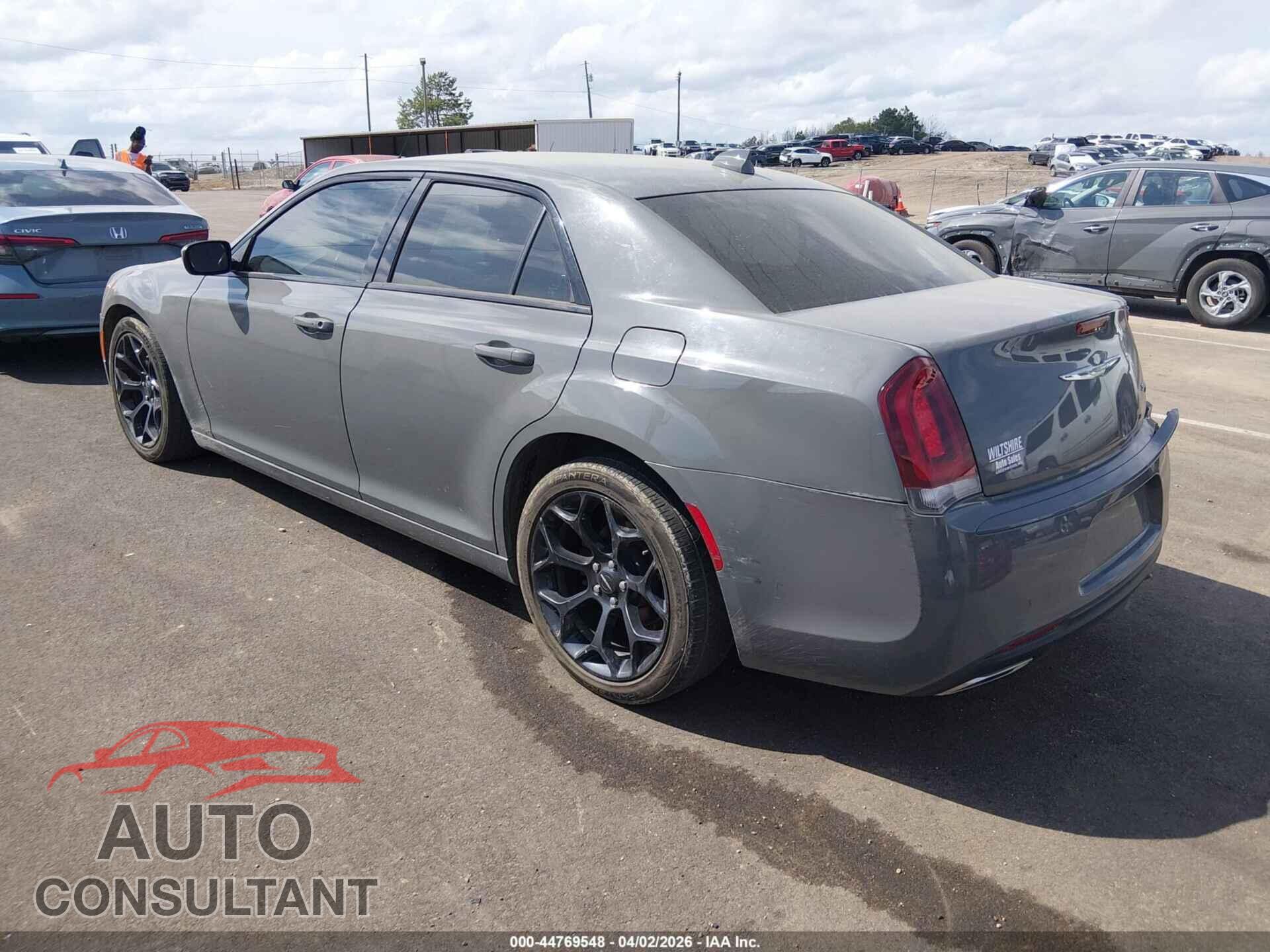 CHRYSLER 300 2019 - 2C3CCABG7KH538721