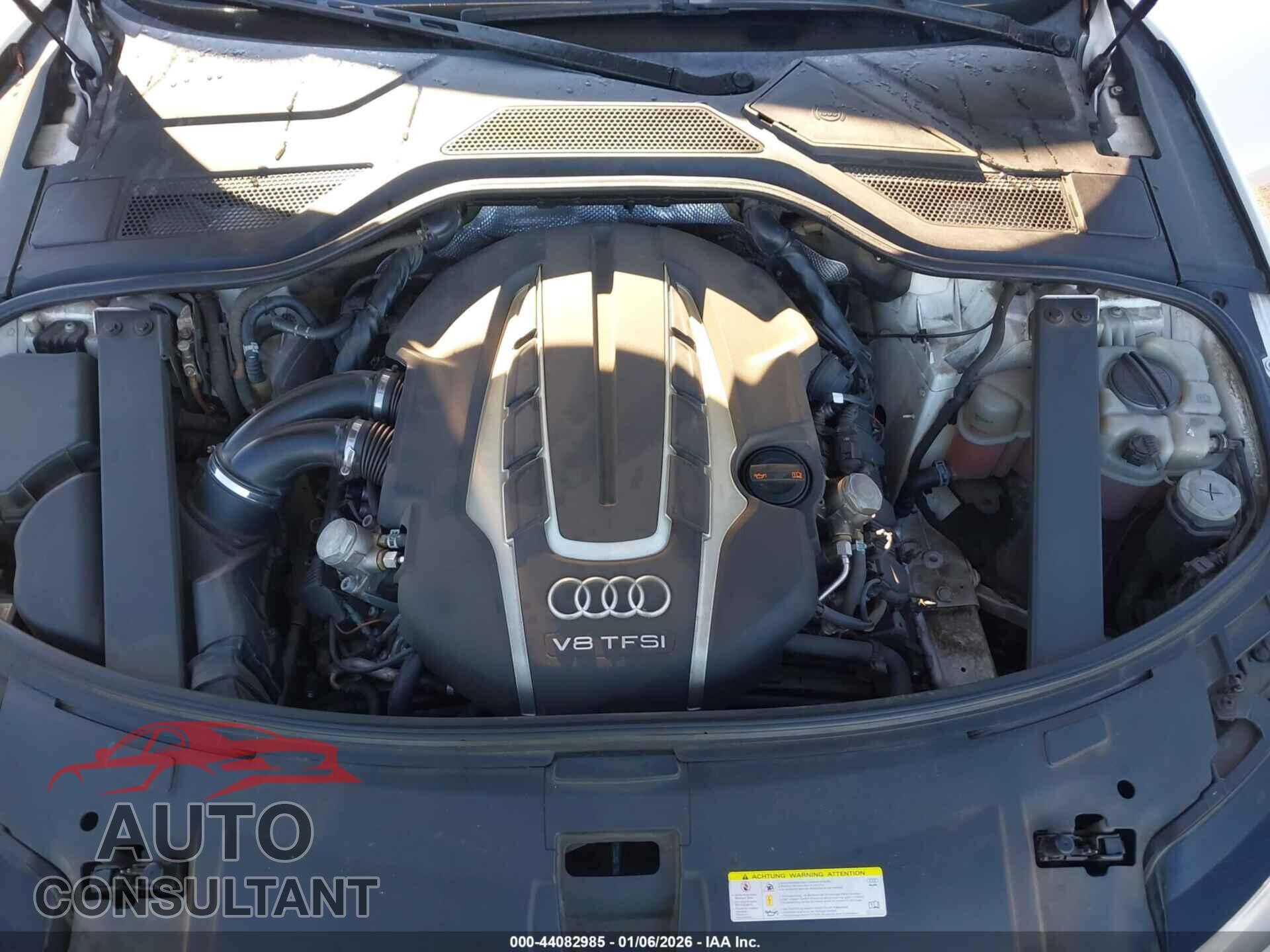 AUDI A8 L 2013 - WAUR2AFD9DN006922