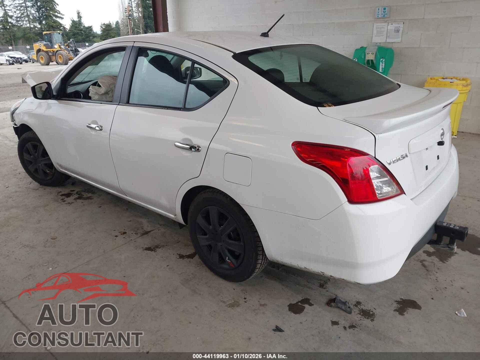 NISSAN VERSA 2019 - 3N1CN7AP3KL832010