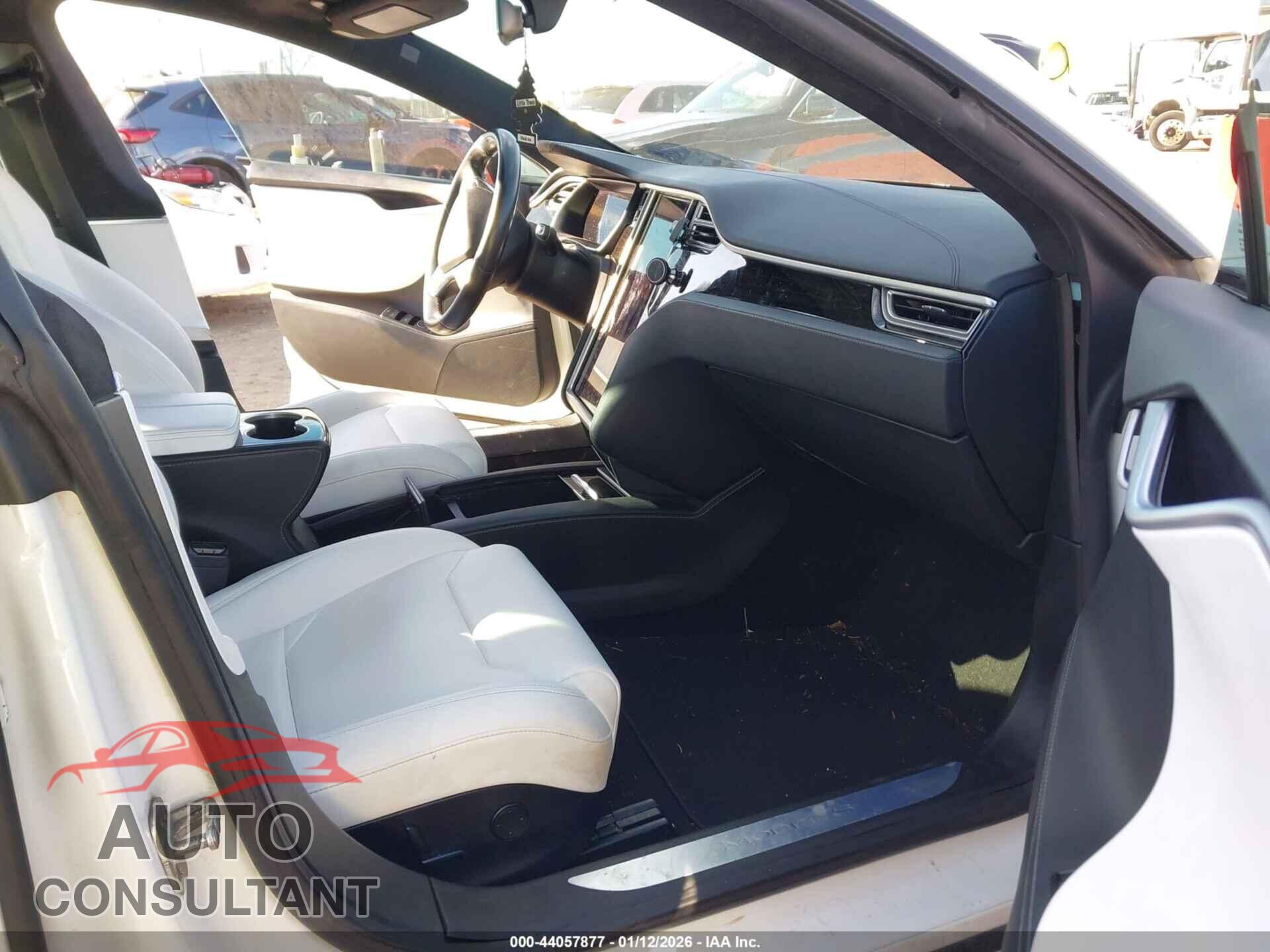 TESLA MODEL S 2017 - 5YJSA1E21HF228768