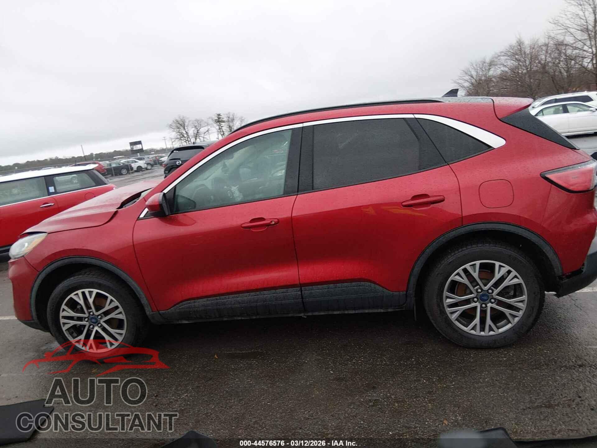 FORD ESCAPE 2020 - 1FMCU9H60LUA21325