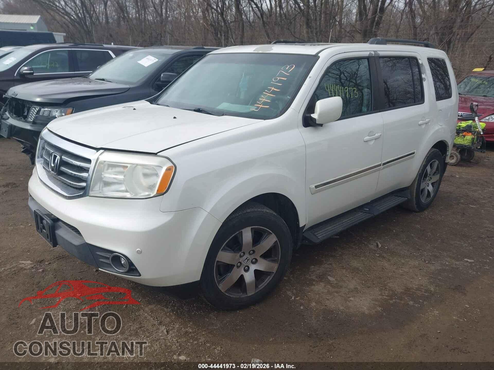 HONDA PILOT 2012 - 5FNYF4H96CB064237