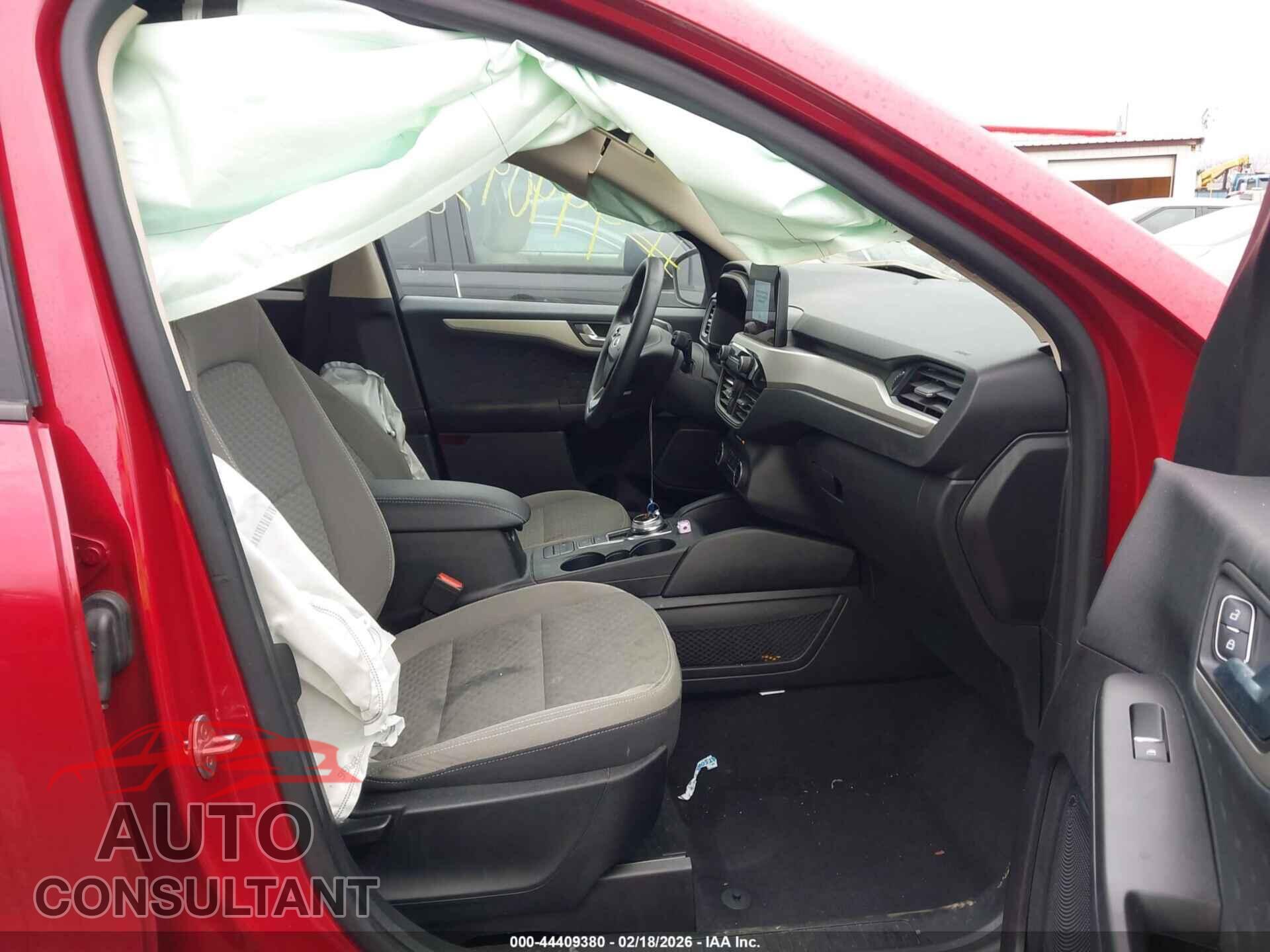 FORD ESCAPE 2020 - 1FMCU9G60LUA27210