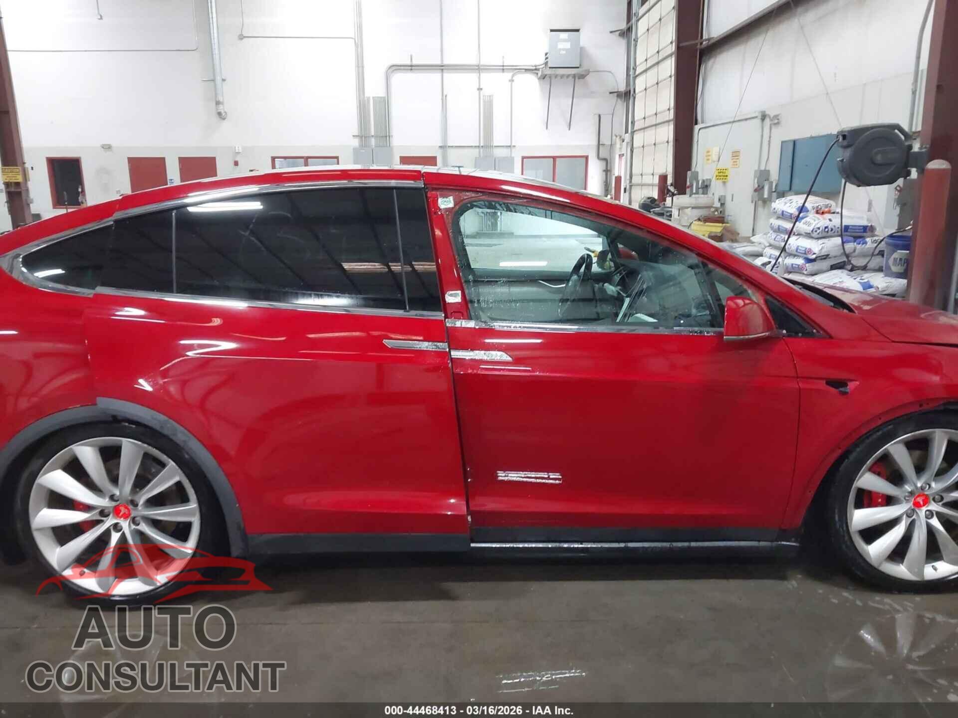 TESLA MODEL X 2016 - 5YJXCBE48GFS00780