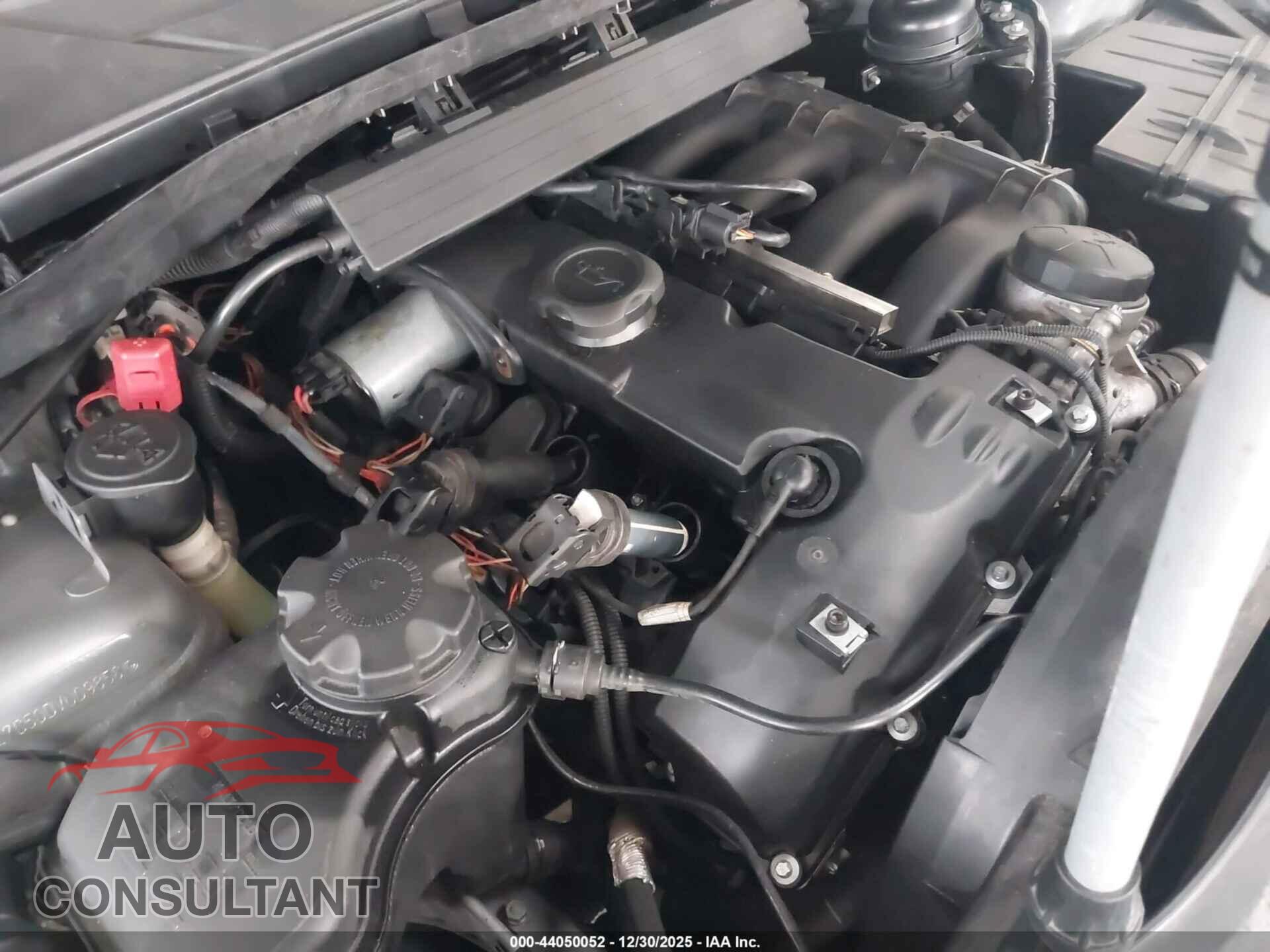 BMW 128I 2013 - WBAUL7C50DVU09856
