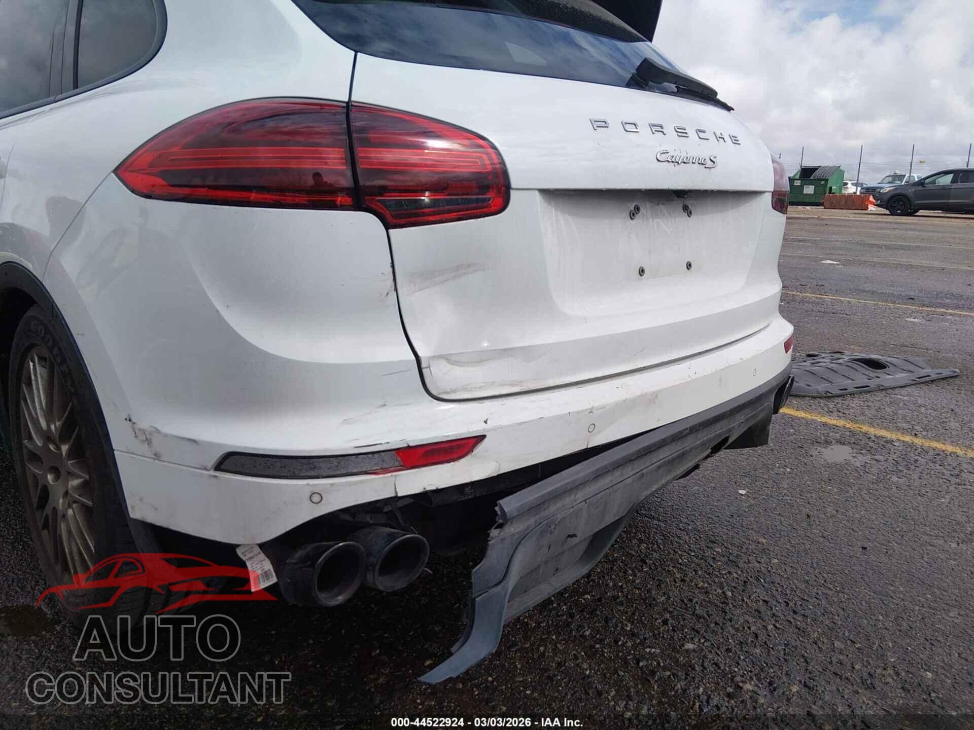 PORSCHE CAYENNE 2016 - WP1AB2A28GLA96350