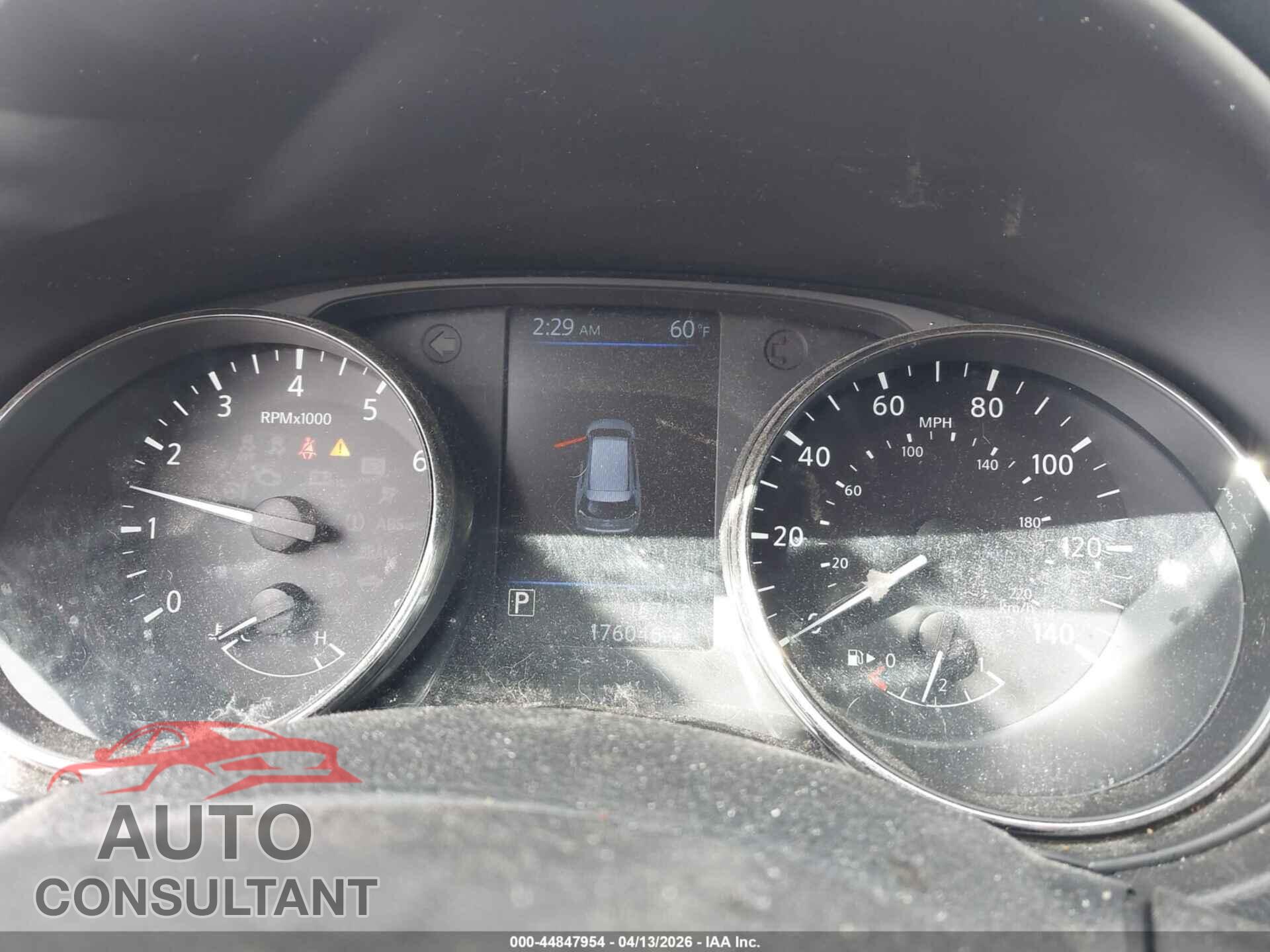 NISSAN ROGUE 2018 - KNMAT2MV2JP579675