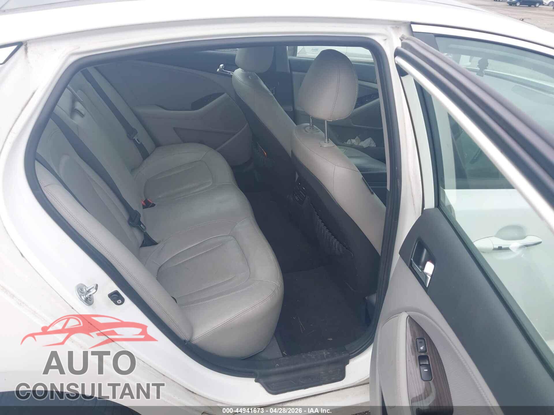 KIA OPTIMA 2011 - KNAGN4A74B5117067