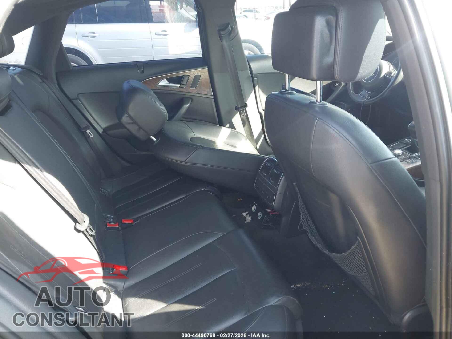 AUDI A6 2014 - WAUGFAFC4EN018352