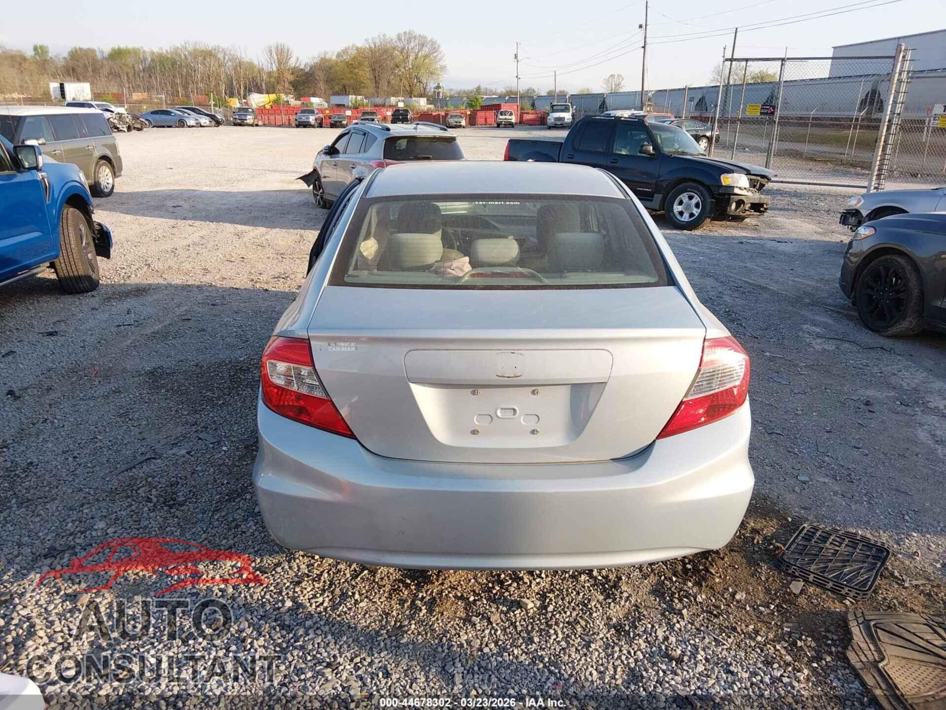 HONDA CIVIC 2012 - 2HGFB2F80CH593602