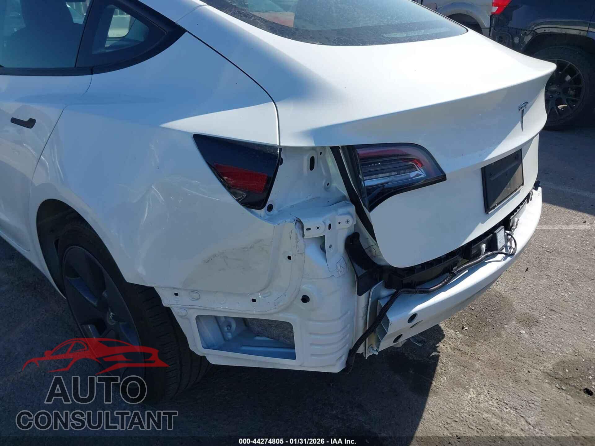 TESLA MODEL 3 2023 - 5YJ3E1EA9PF402410