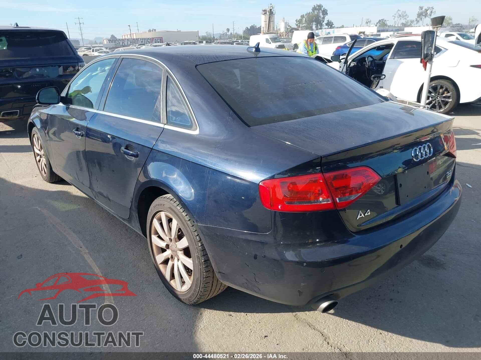AUDI A4 2009 - WAULK78K39A142112
