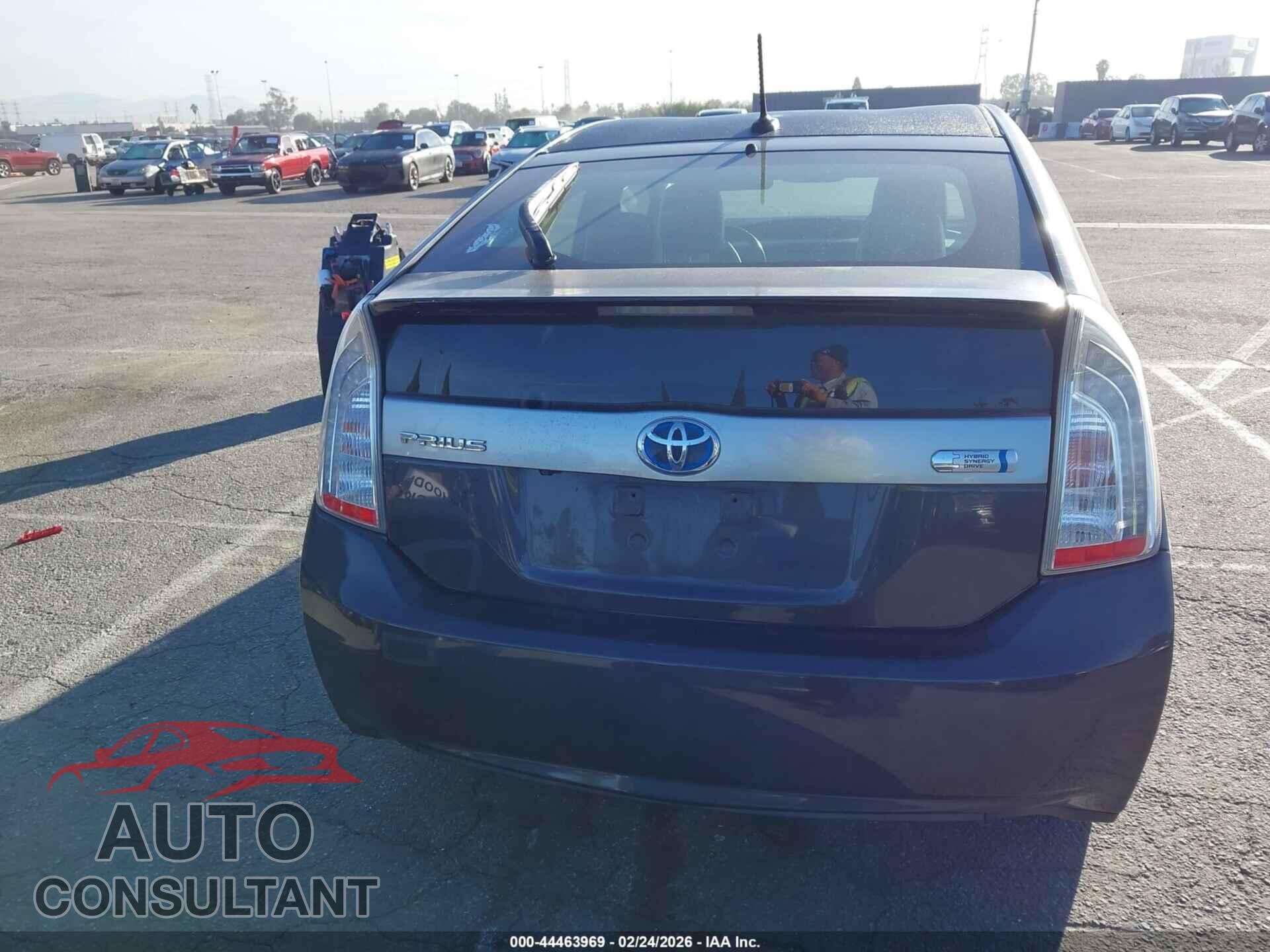 TOYOTA PRIUS PLUG-IN 2014 - JTDKN3DP2E3061519