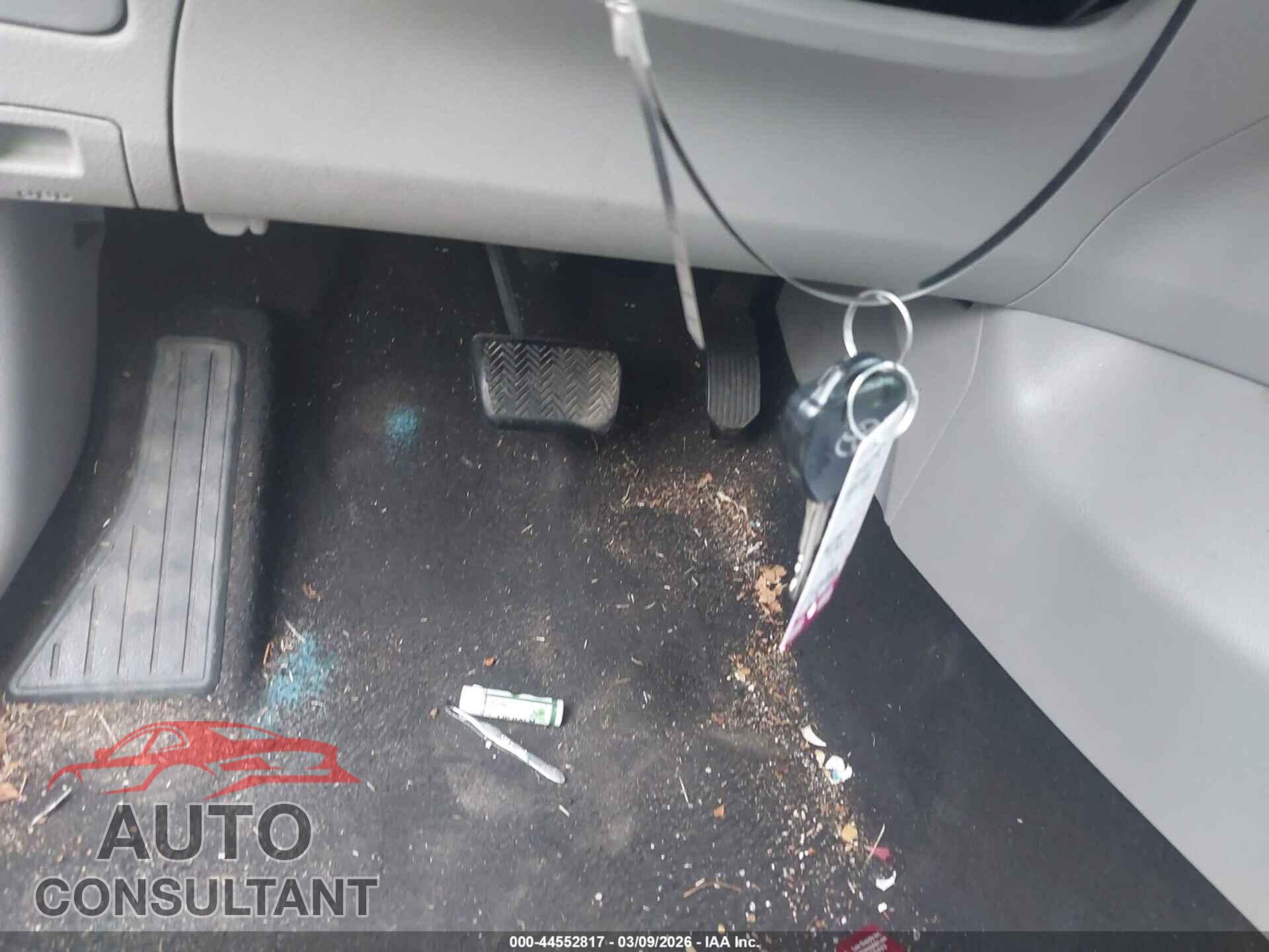 TOYOTA COROLLA 2012 - 2T1BU4EEXCC801053