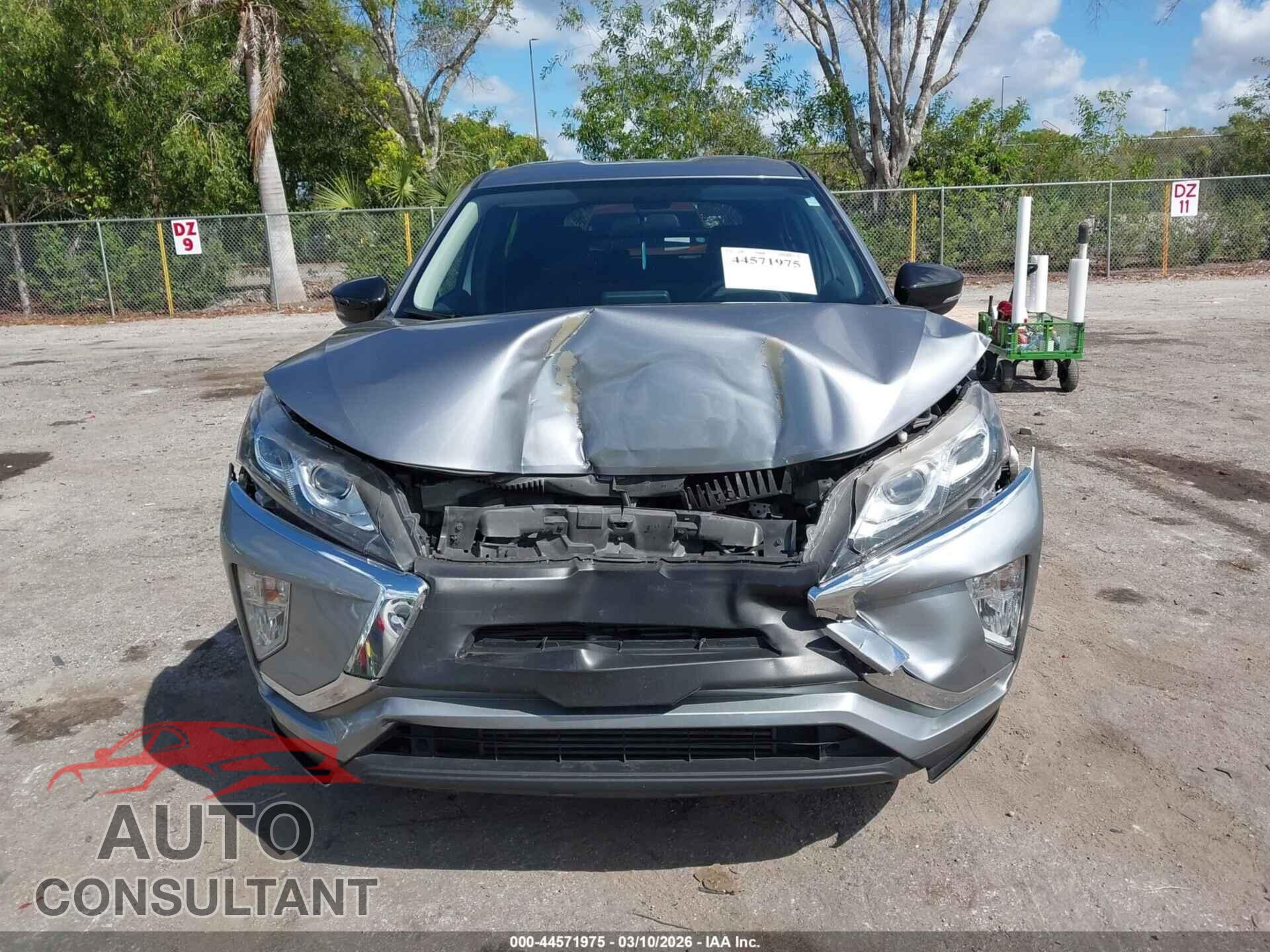 MITSUBISHI ECLIPSE CROSS 2019 - JA4AT4AA5KZ030338