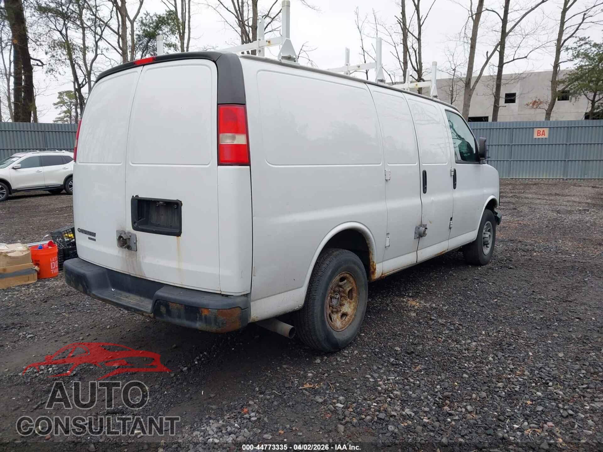 CHEVROLET EXPRESS 2500 2015 - 1GCWGFCF1F1151702