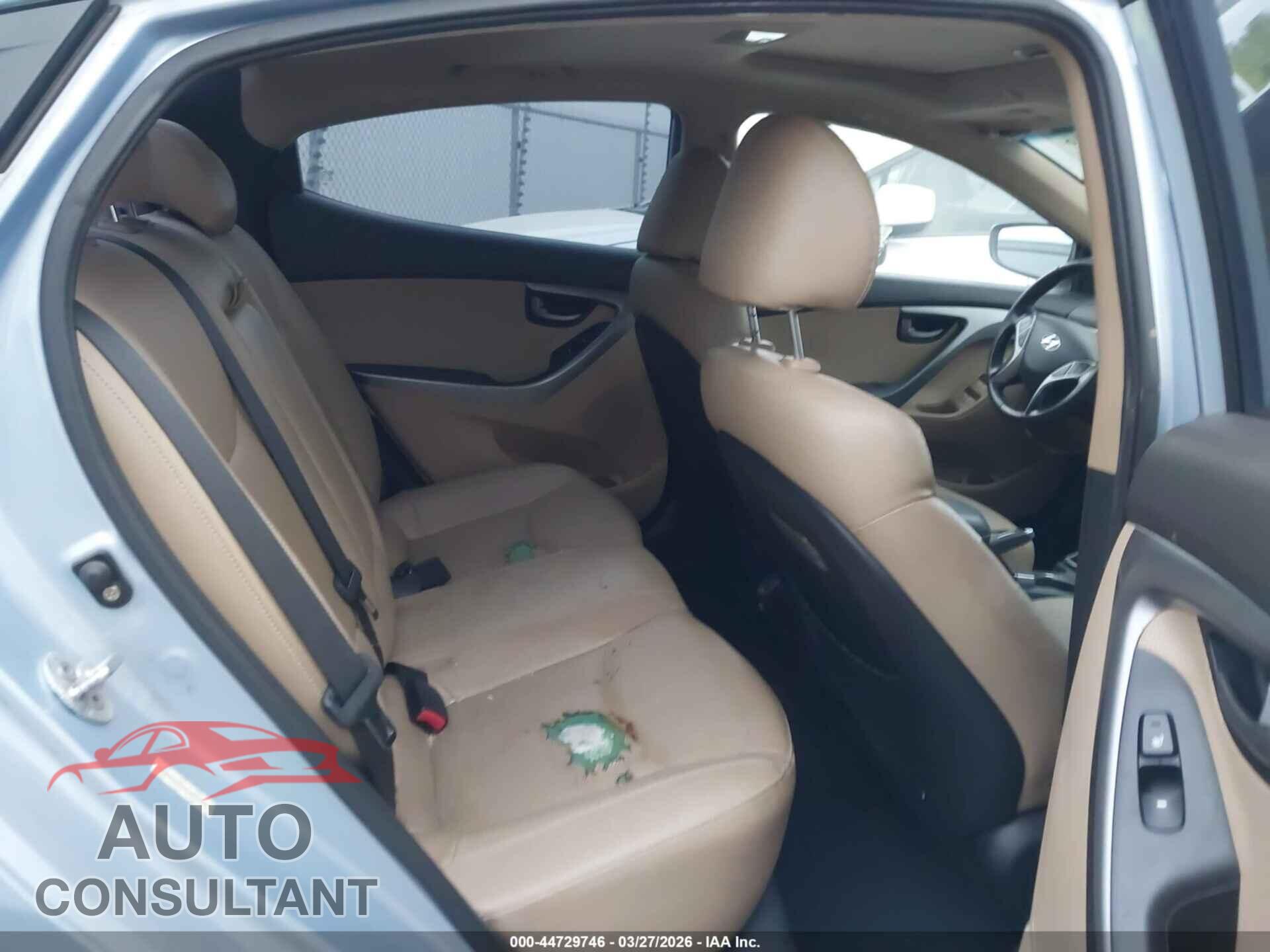 HYUNDAI ELANTRA 2012 - KMHDH4AE3CU252877