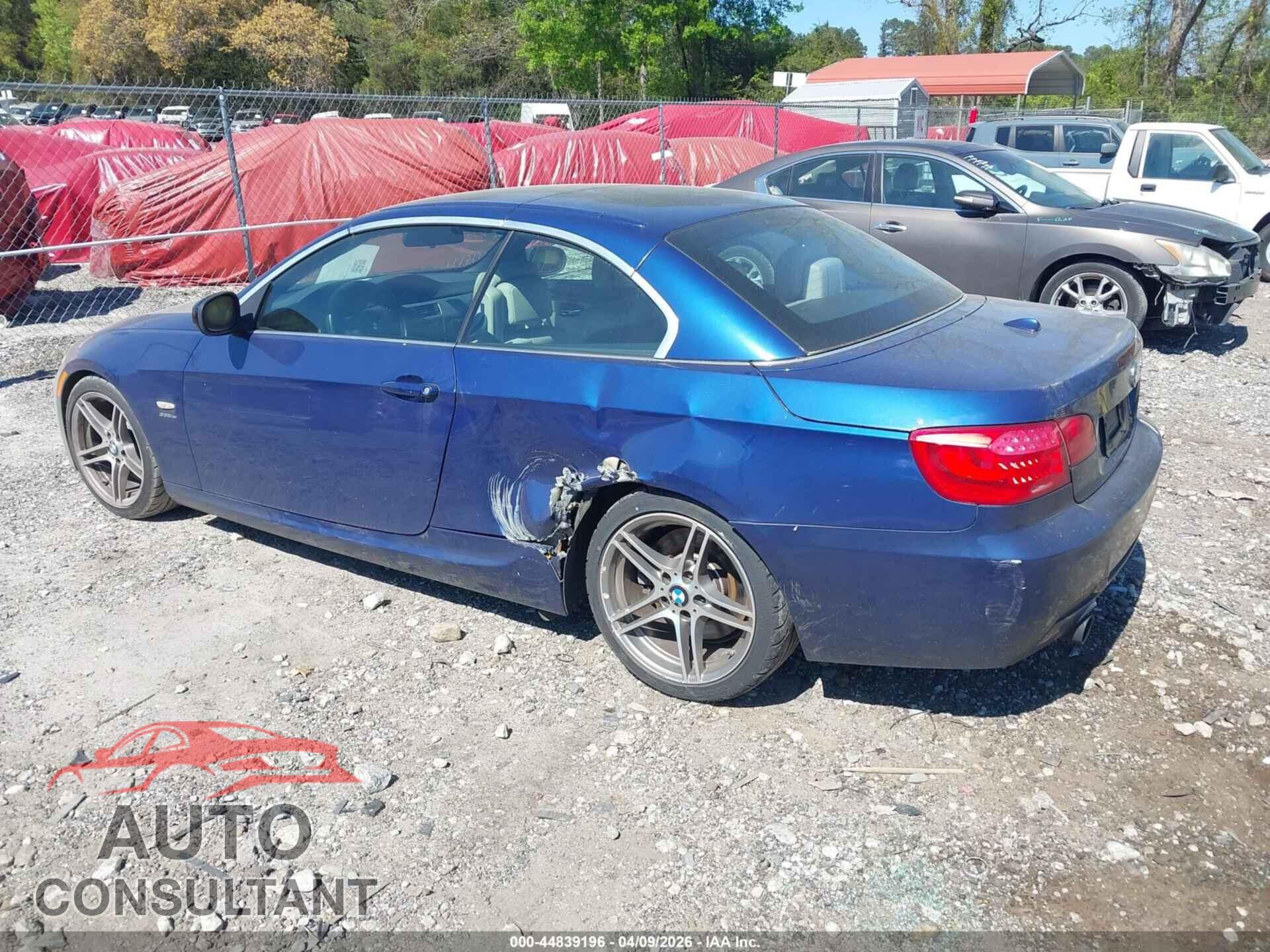 BMW 335IS 2011 - WBADX1C54BE570502