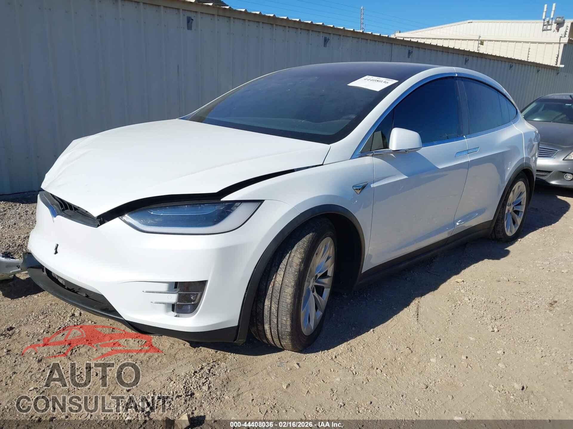 TESLA MODEL X 2017 - 5YJXCBE49HF051720
