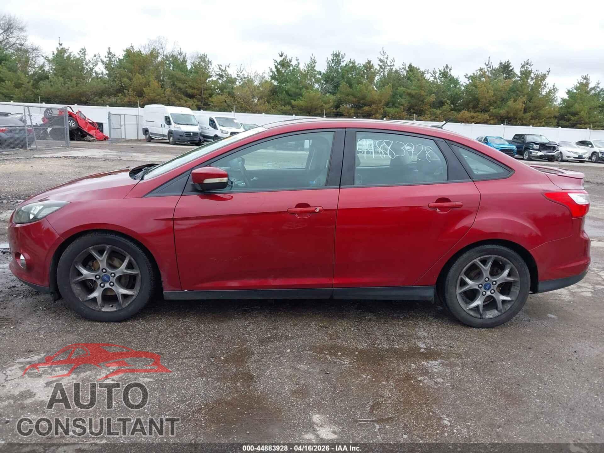 FORD FOCUS 2014 - 1FADP3F28EL181433