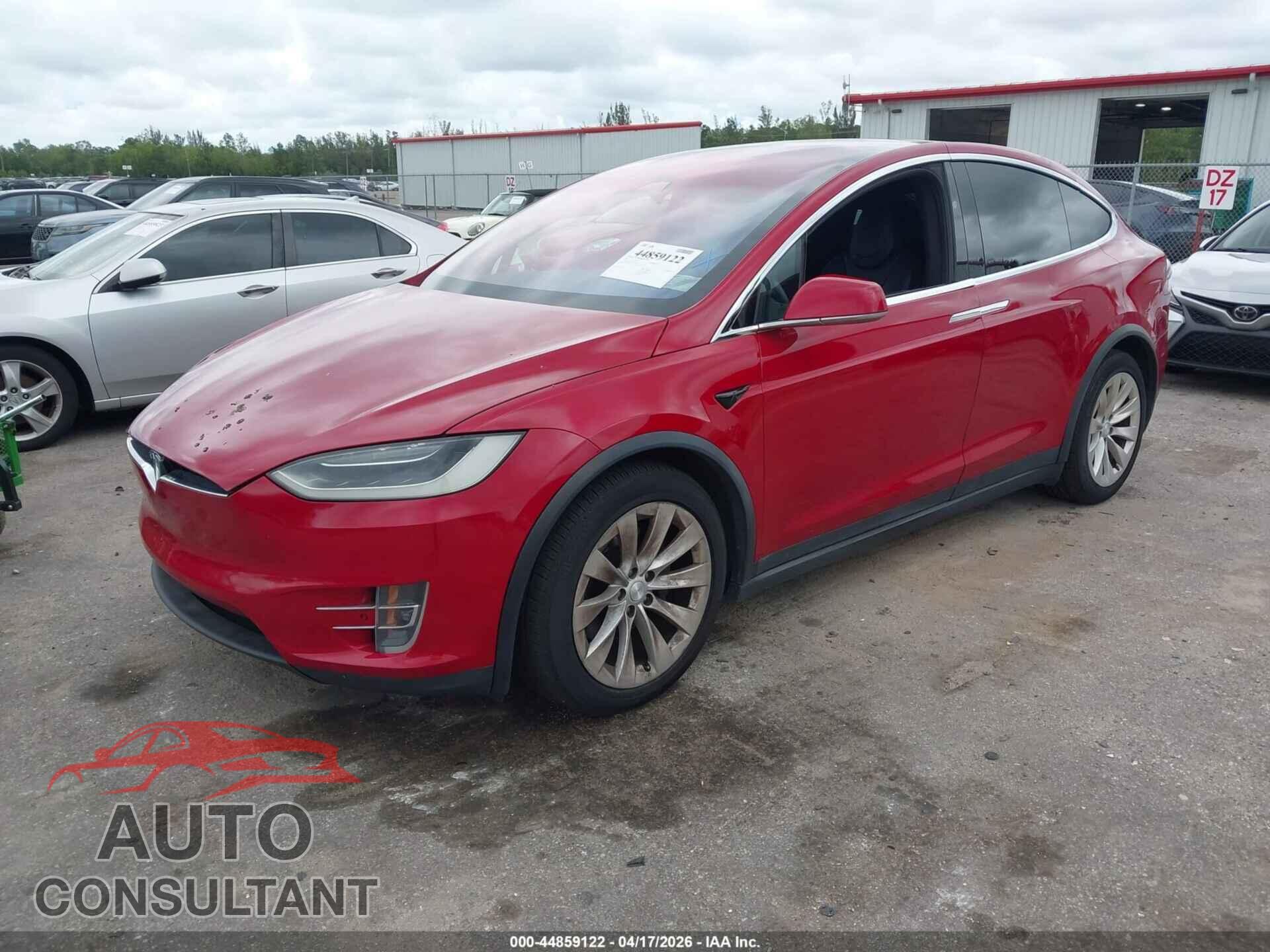 TESLA MODEL X 2017 - 5YJXCBE28HF066157
