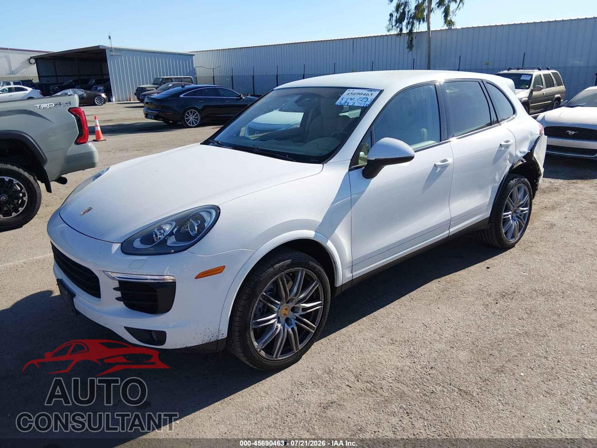 PORSCHE CAYENNE 2017 - WP1AA2A27HKA84264