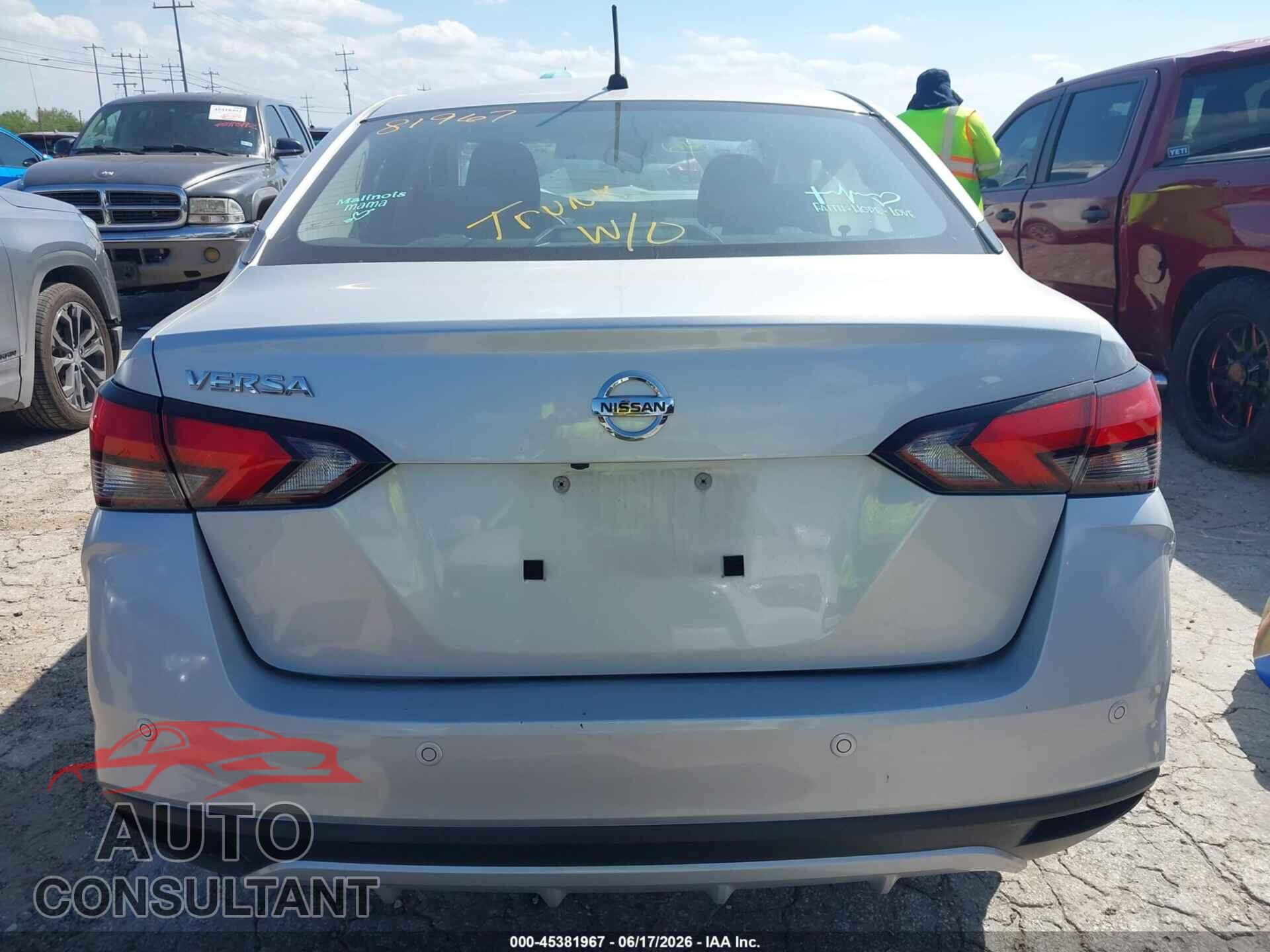 NISSAN VERSA 2021 - 3N1CN8DV8ML856483