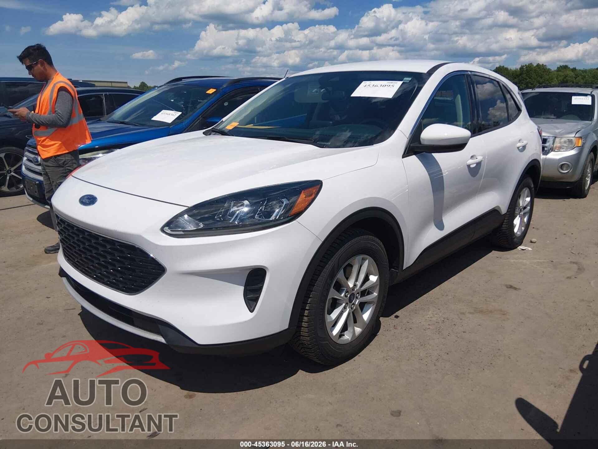 FORD ESCAPE 2020 - 1FMCU0G68LUA25488