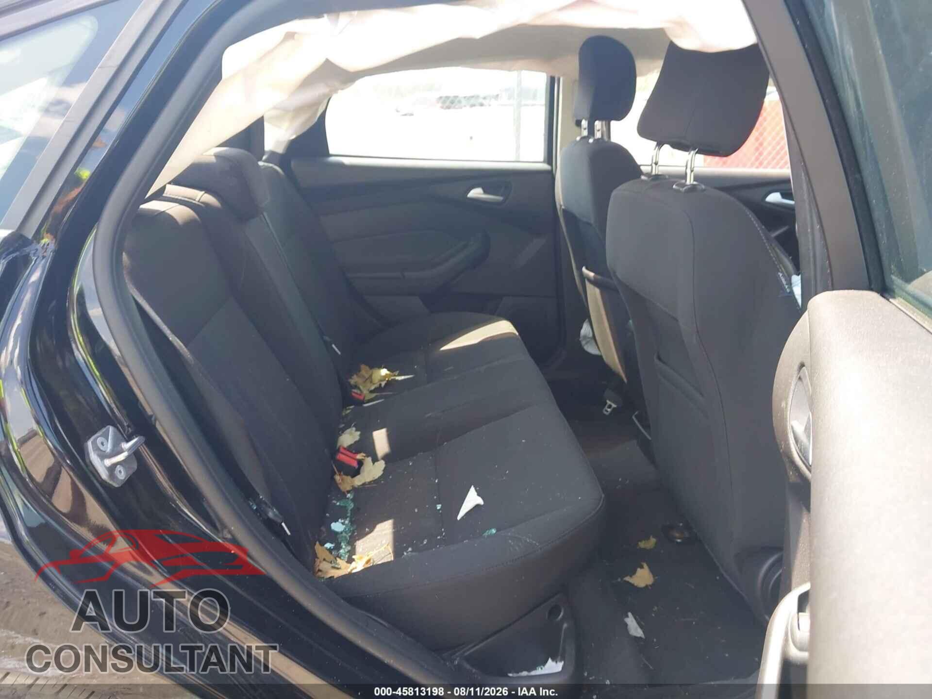 FORD FOCUS 2016 - 1FADP3F22GL401071