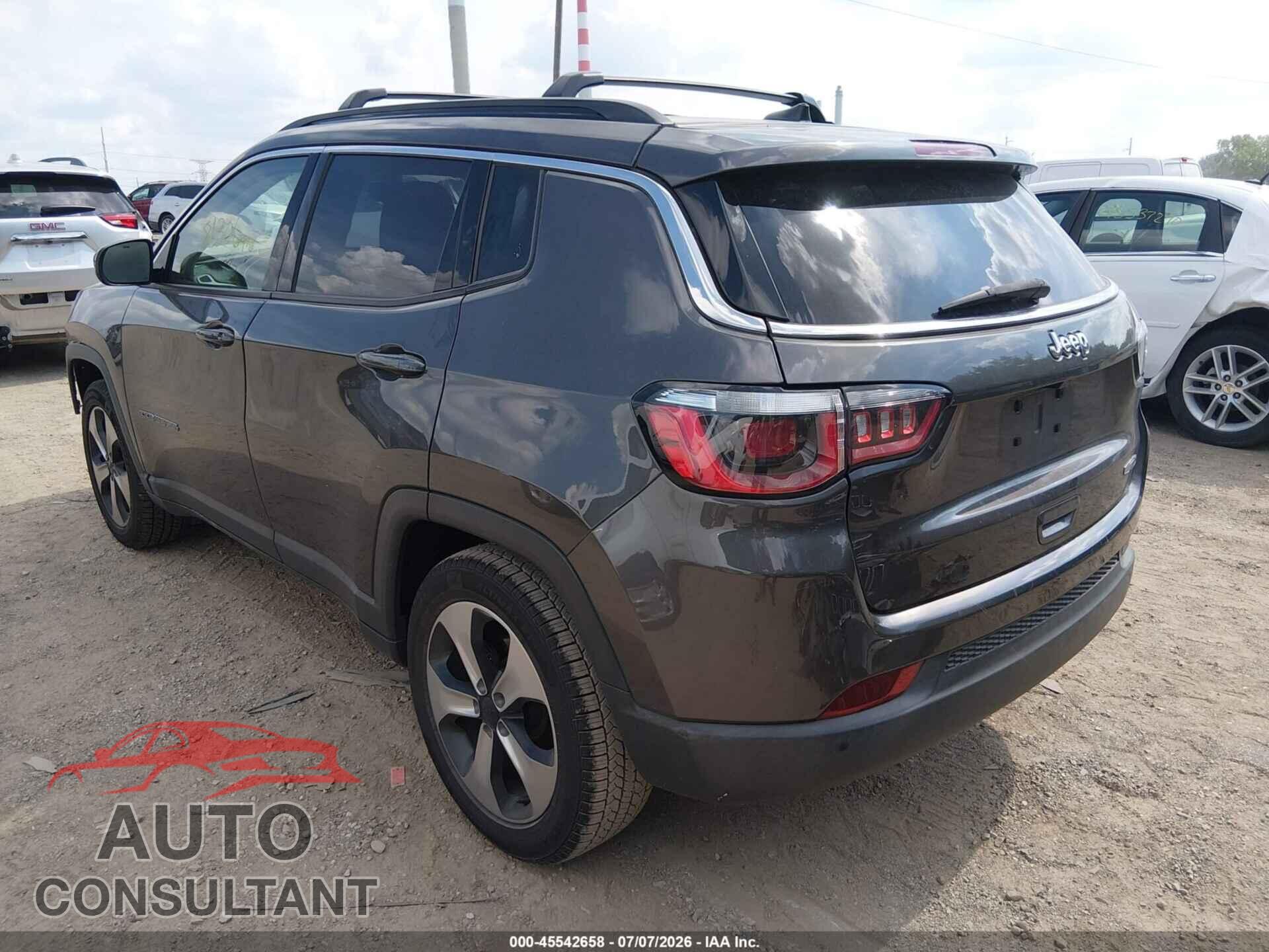 JEEP COMPASS 2018 - 3C4NJCBBXJT102719