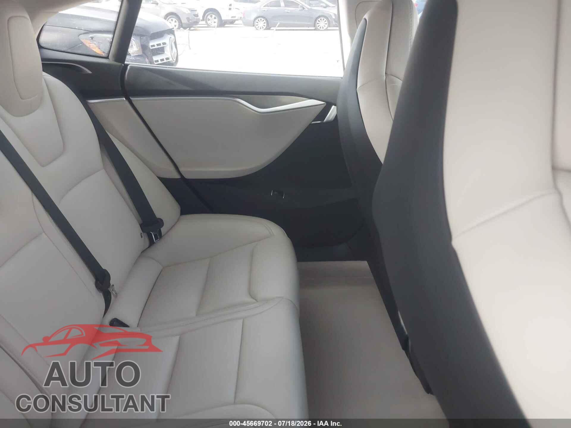 TESLA MODEL S 2018 - 5YJSA1E29JF245288