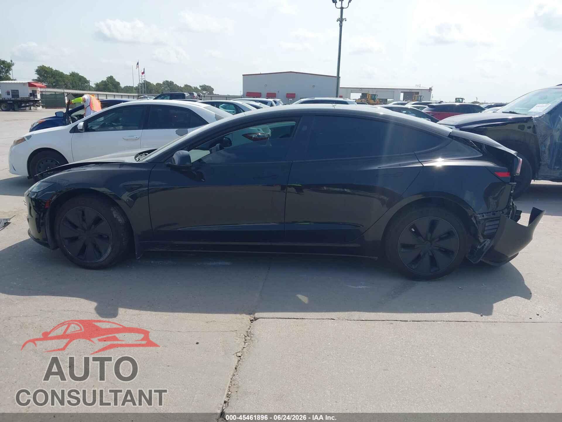 TESLA MODEL 3 2025 - 5YJ3E1EA4SF057182