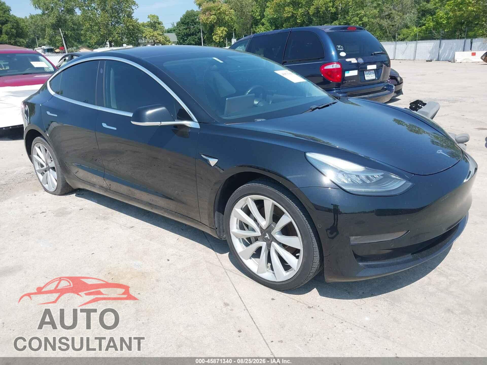 TESLA MODEL 3 2018 - 5YJ3E1EA4JF017523