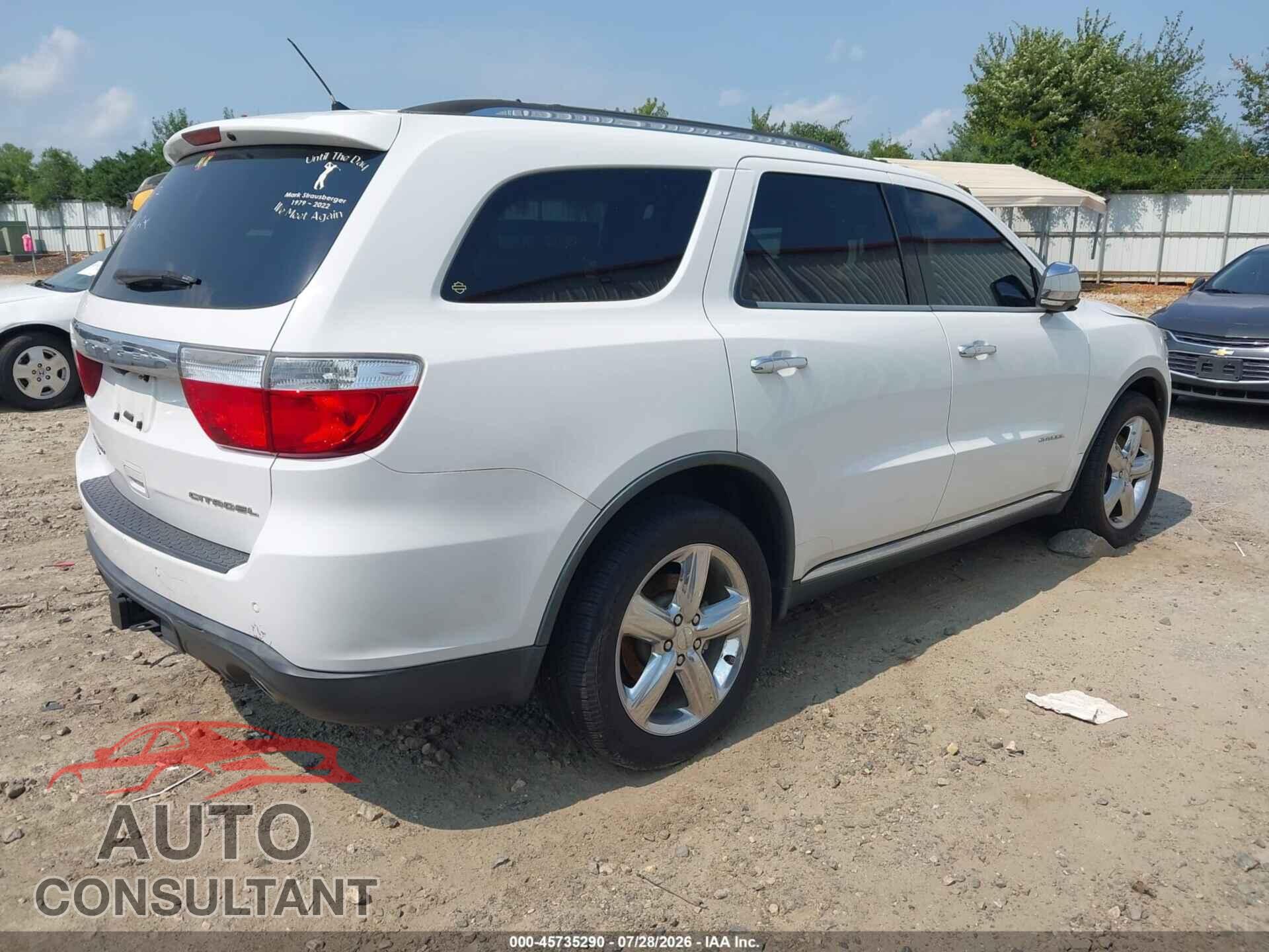 DODGE DURANGO 2013 - 1C4SDJET3DC681247