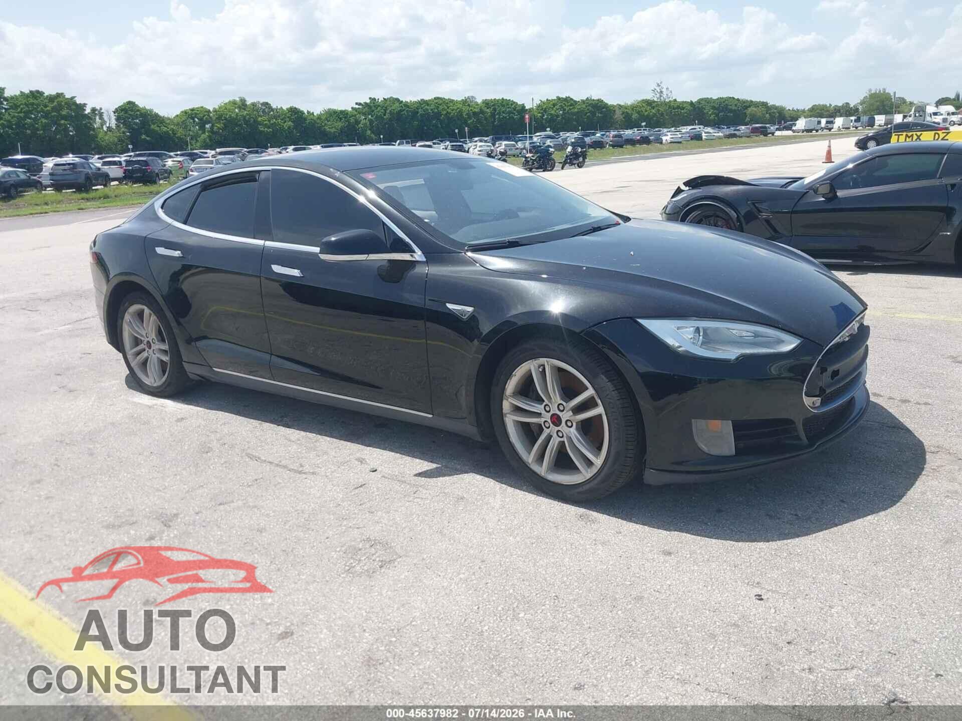 TESLA MODEL S 2013 - 5YJSA1CG3DFP24860