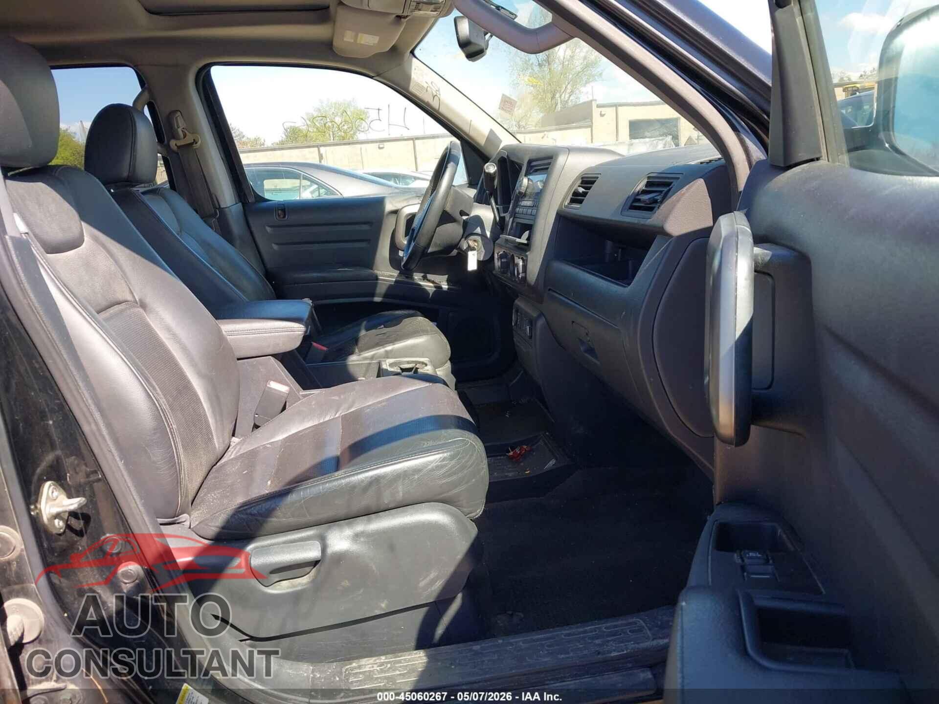 HONDA RIDGELINE 2013 - 5FPYK1F57DB005880