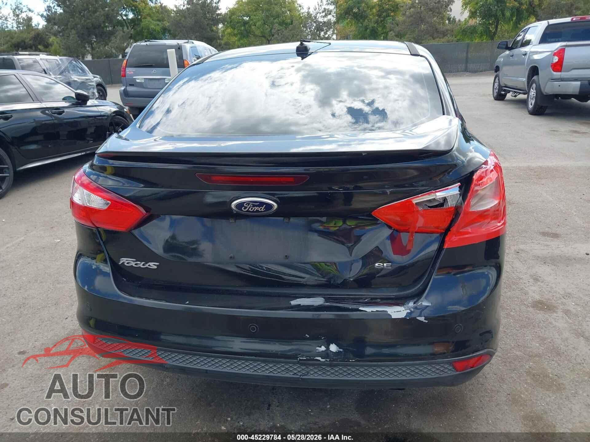 FORD FOCUS 2014 - 1FADP3F21EL271250