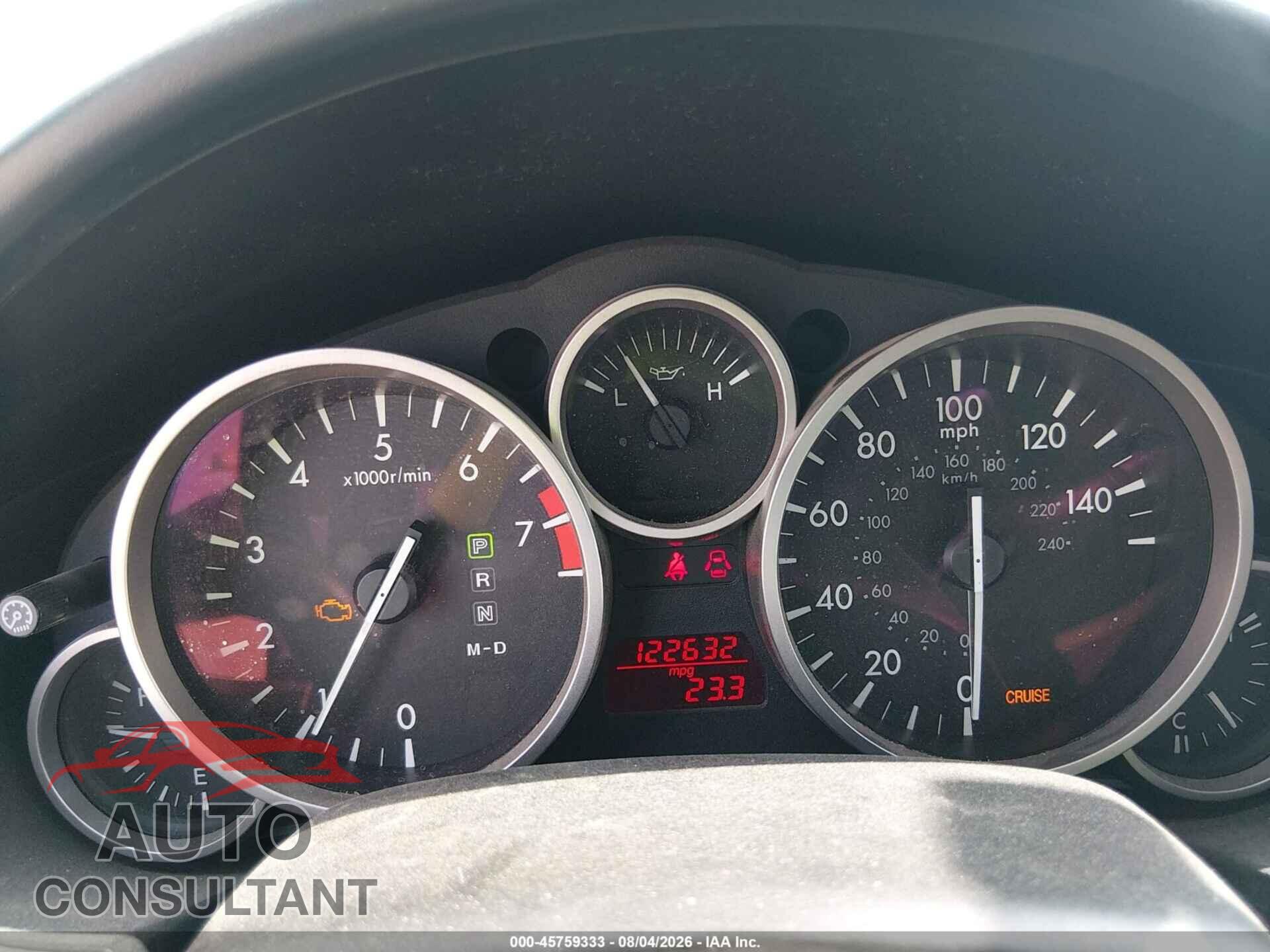 MAZDA MX-5 MIATA 2012 - JM1NC2MF2C0221613
