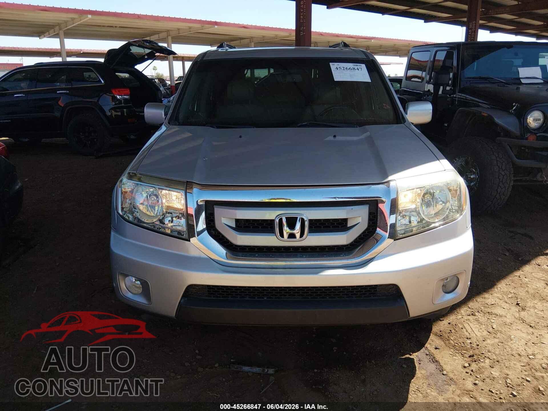 HONDA PILOT 2011 - 5FNYF3H95BB045218